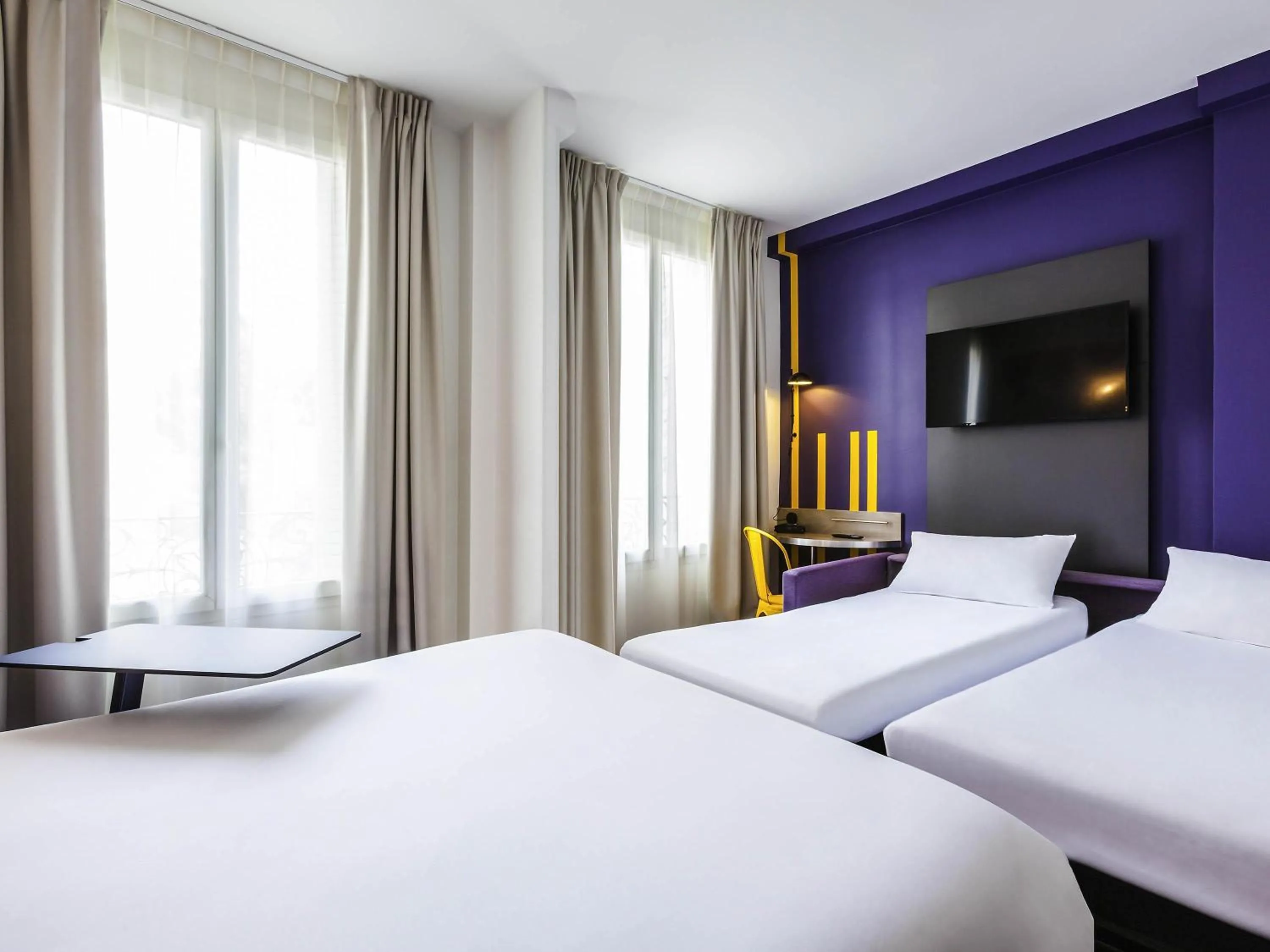 Bedroom, Bed in ibis Styles Paris Mairie De Clichy