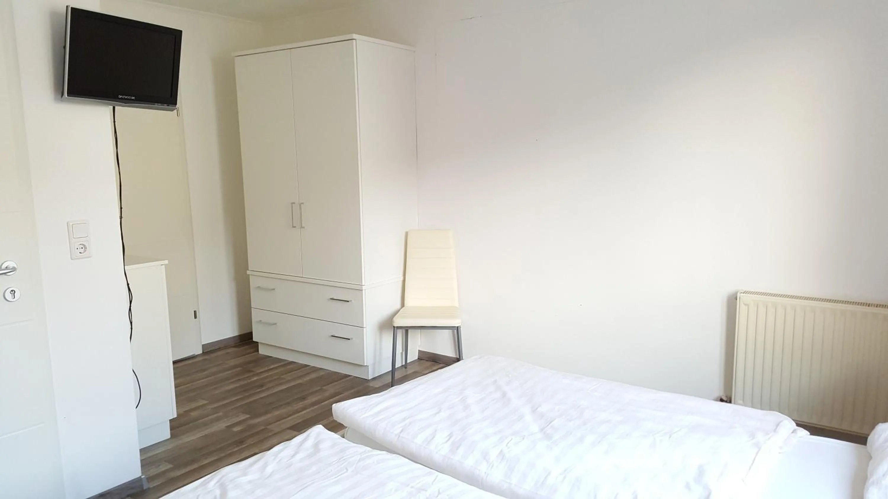 Bedroom, Bed in Gasthaus Schwarzer Adler