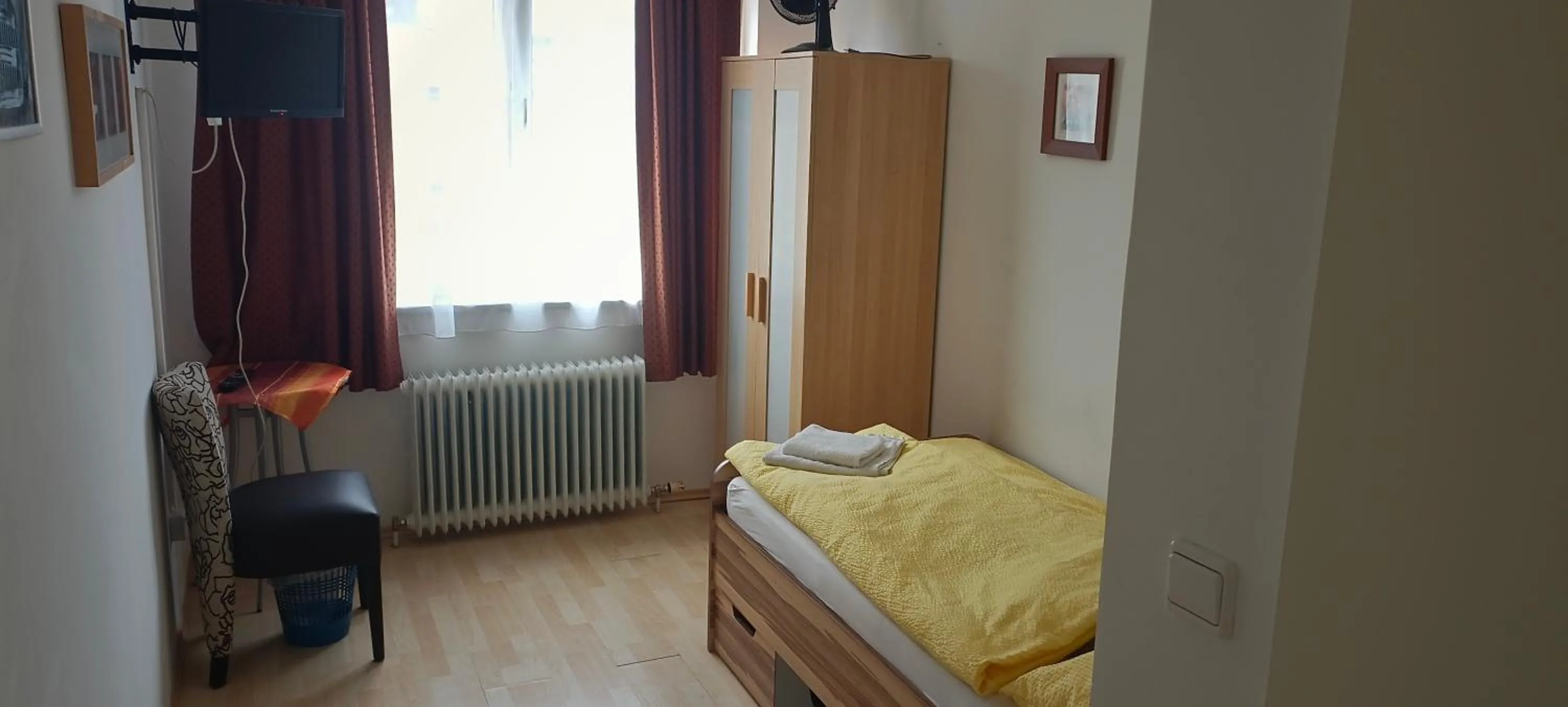 Other, Bed in Gasthaus Schwarzer Adler