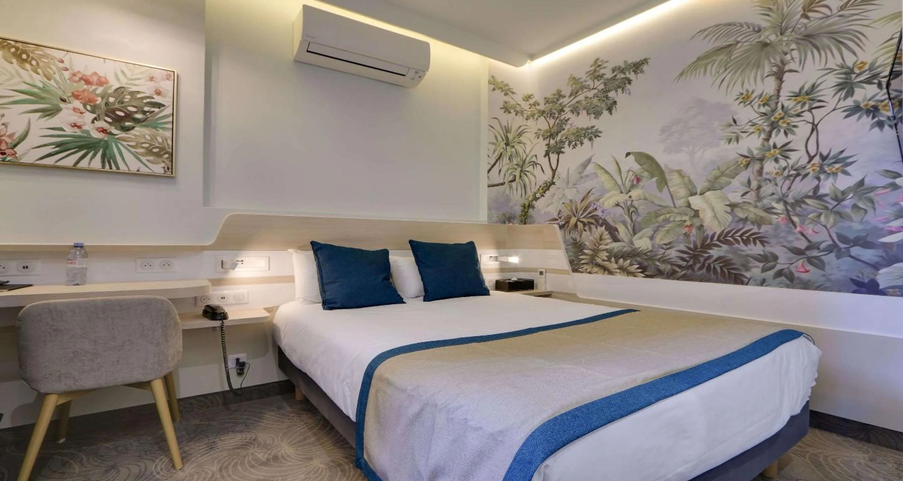 Bedroom, Bed in Hotel Apolonia Paris Montmartre; Sure Hotel Collection by Best Western