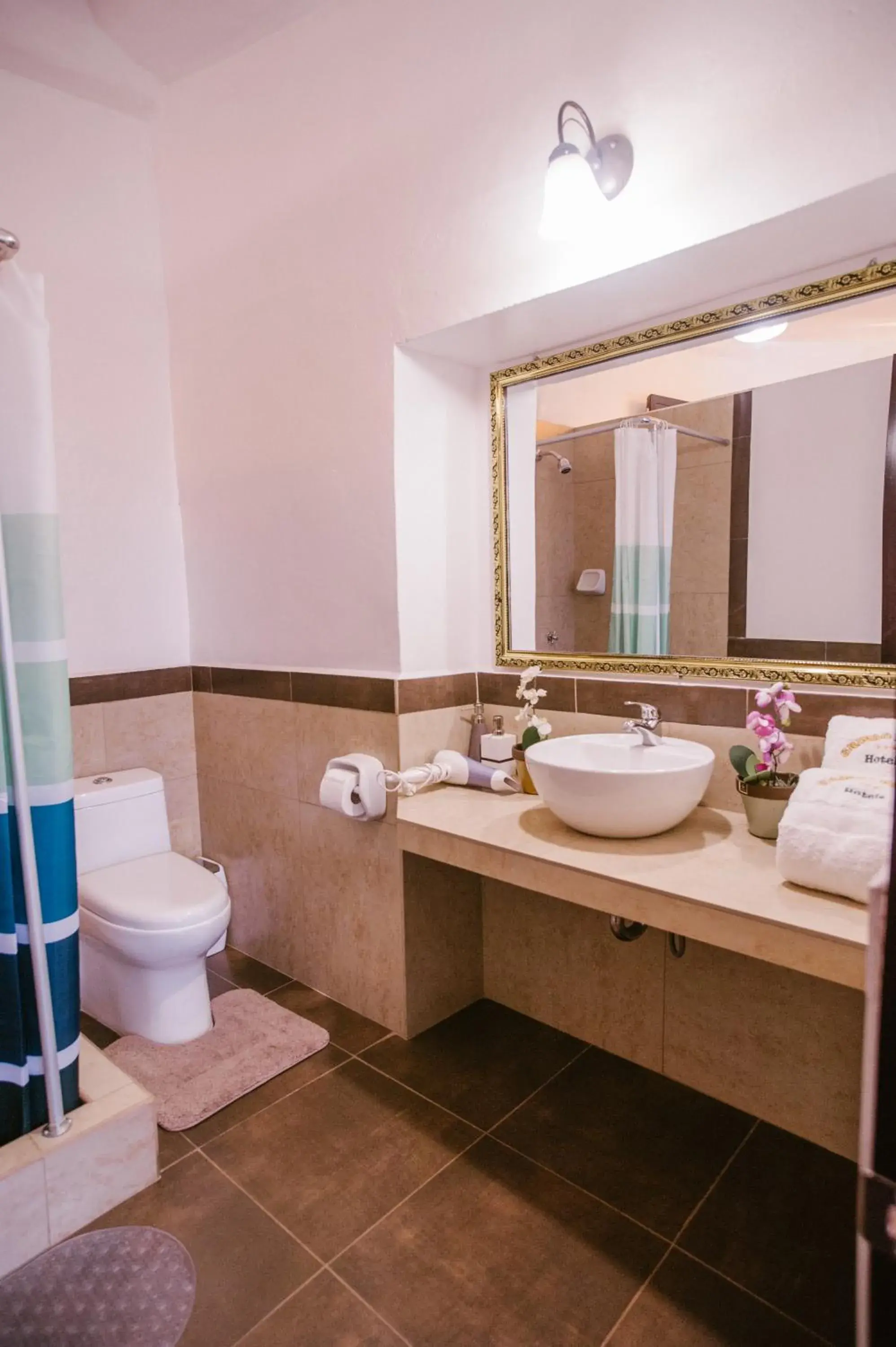 Triple Room with Private Bathroom in Gringo Bill's Cusco Triple Room with Private Bathroom in Gringo Bill's Cusco