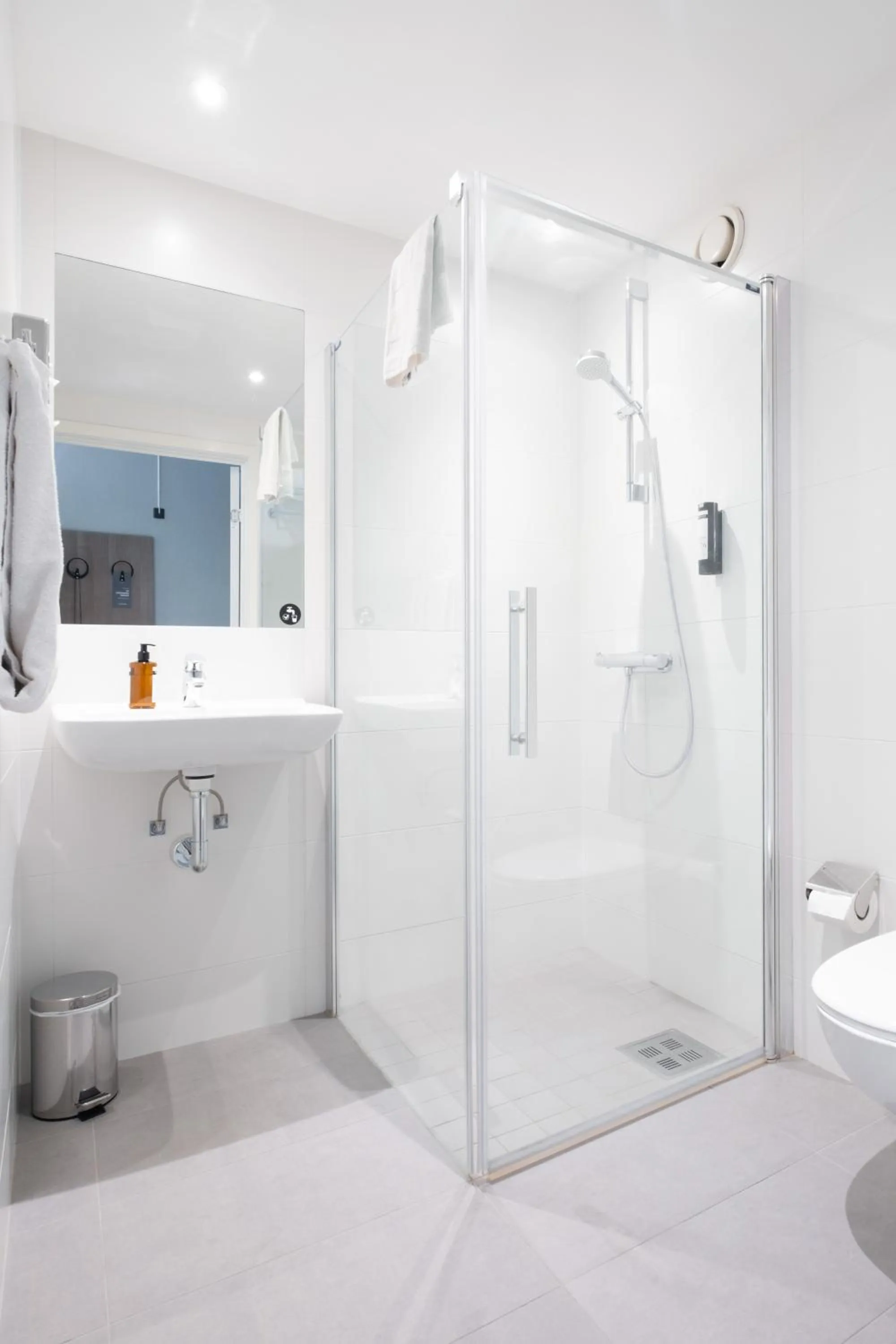 Shower in Go Hotel Østerport