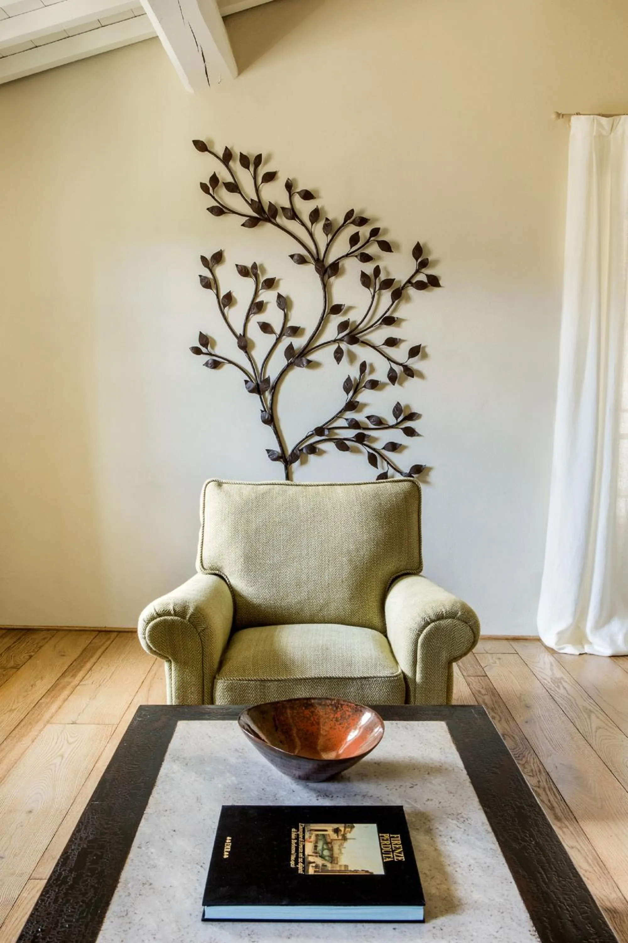 Communal lounge/ TV room in Borgo Del Cabreo