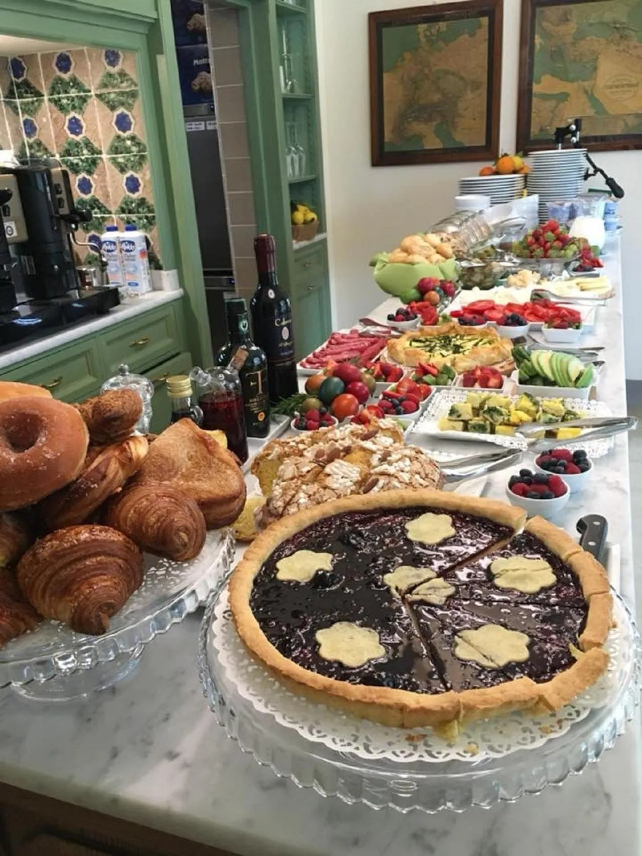 Buffet breakfast in Borgo Del Cabreo