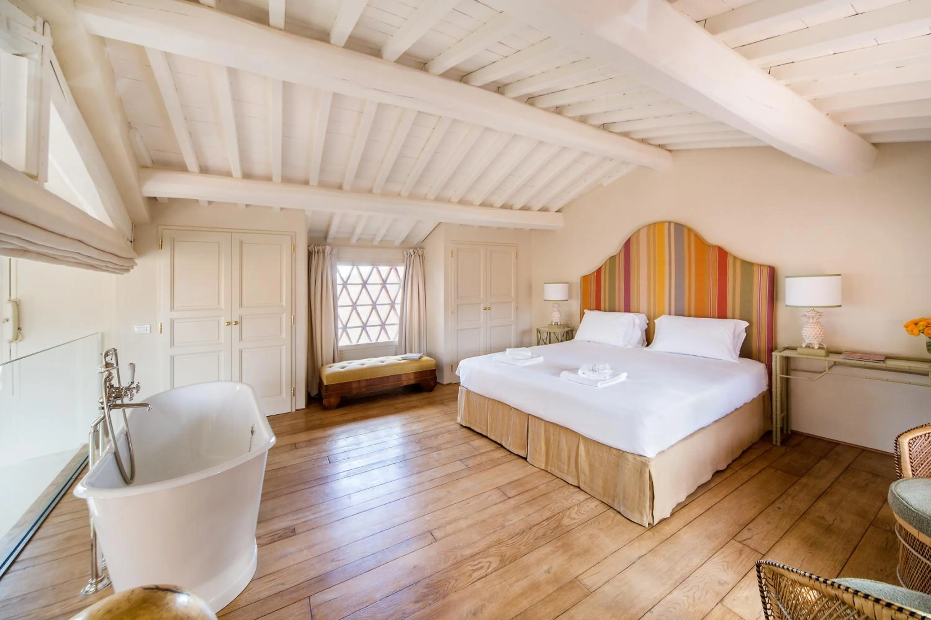 Bedroom, Bed in Borgo Del Cabreo