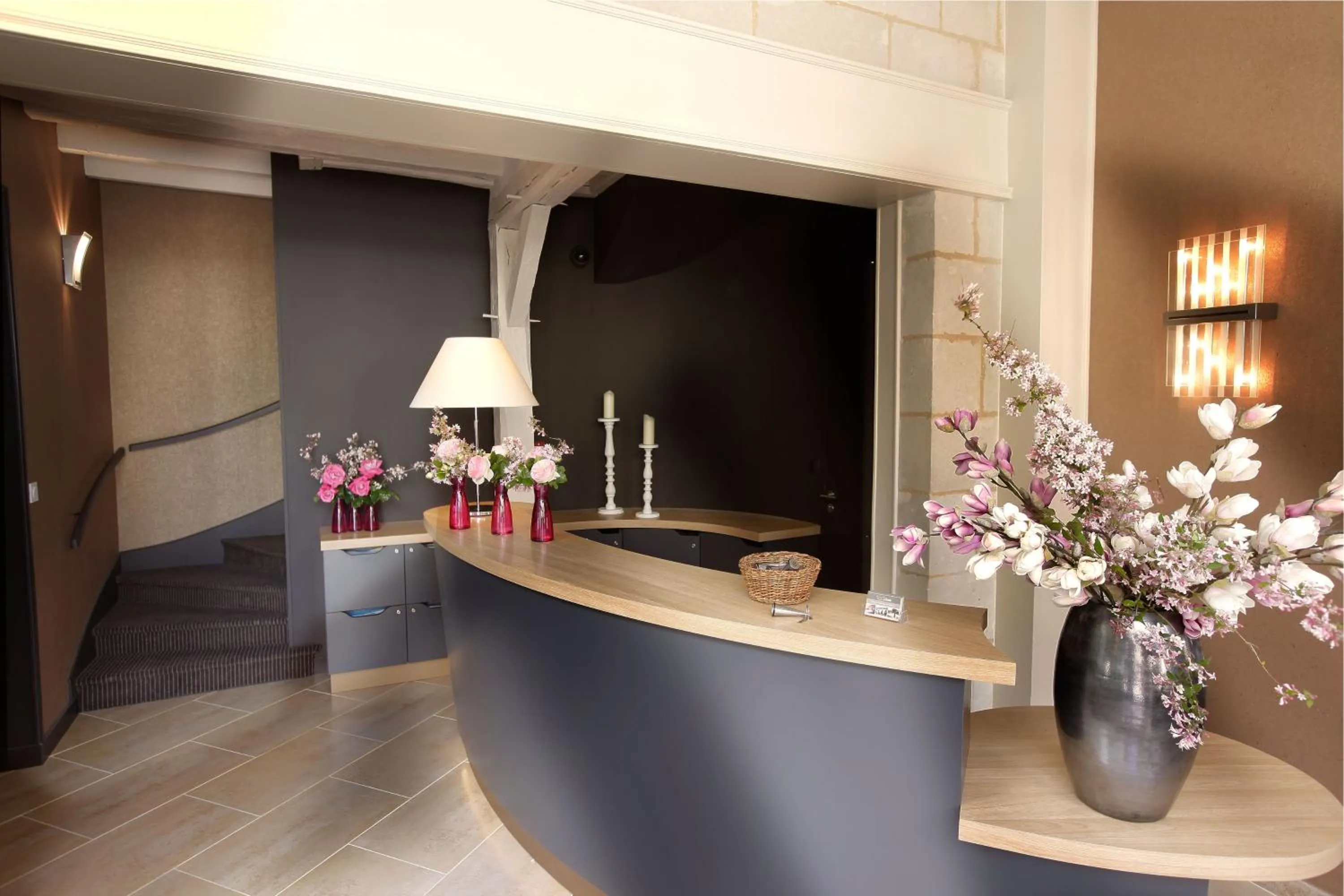 Restaurant/places to eat in Logis Hotel La Croix Blanche Fontevraud