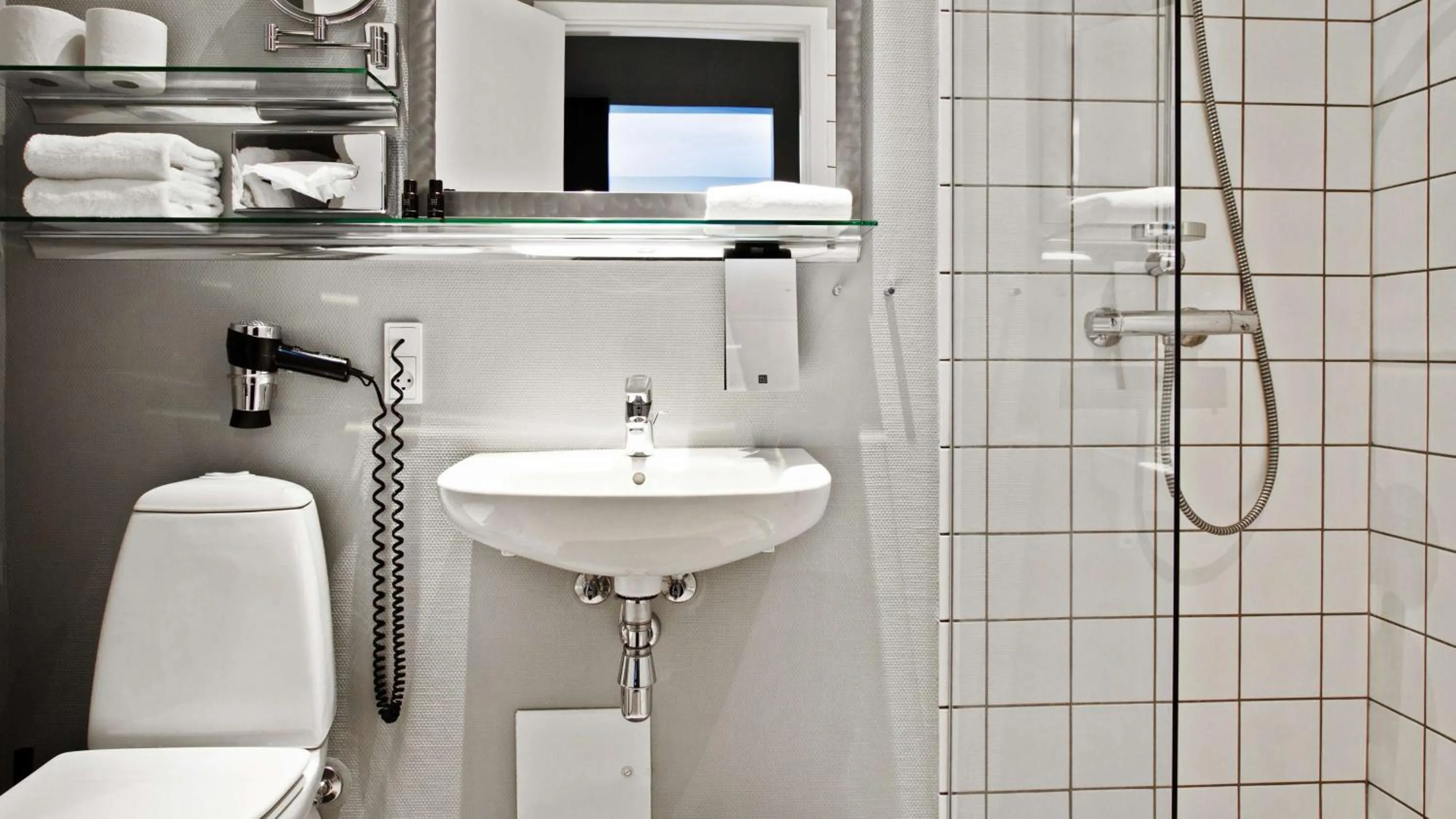 Photo of the whole room in Hotel Kronjylland