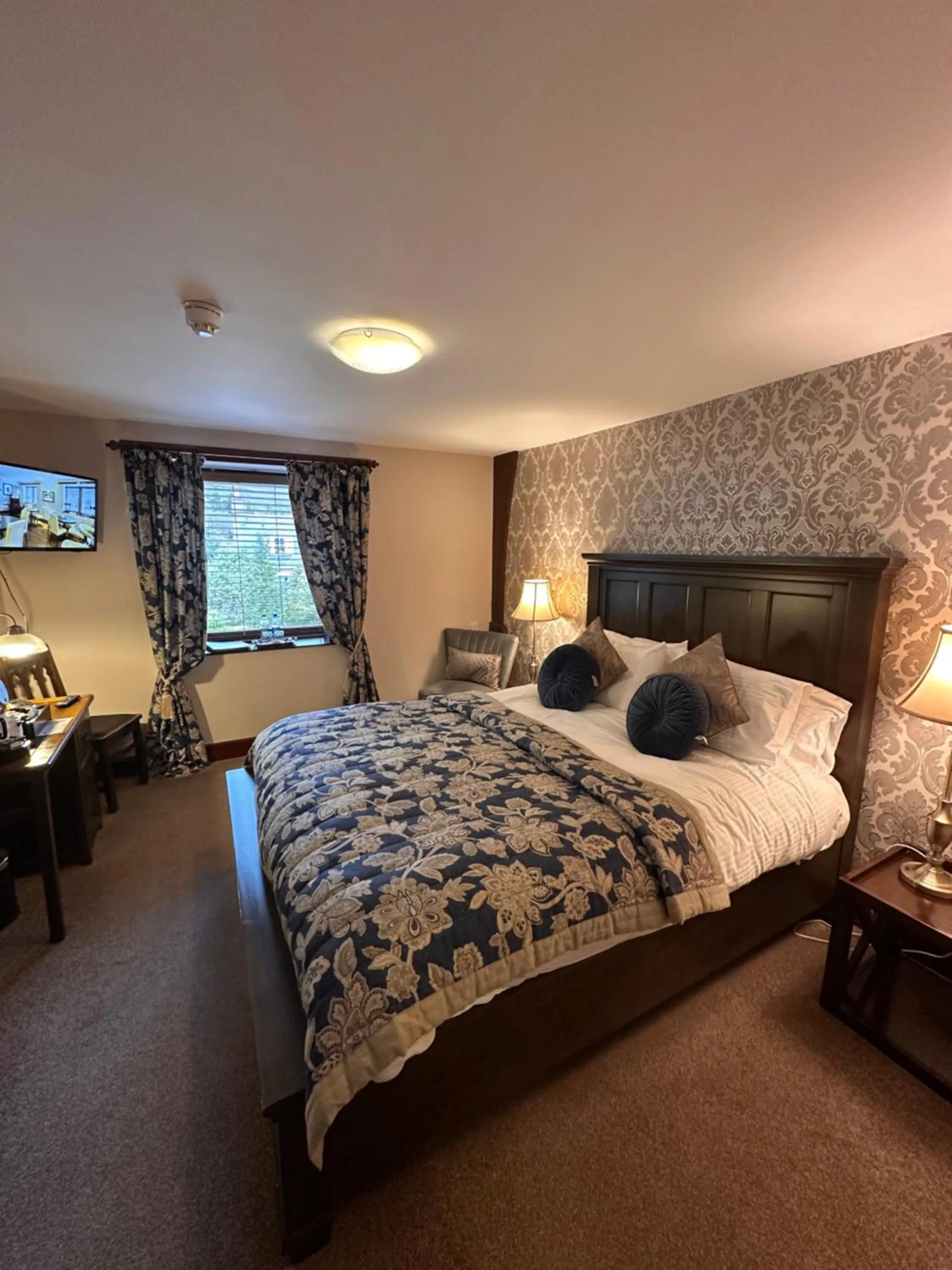 TV and multimedia, Bed in The Auld Kirk