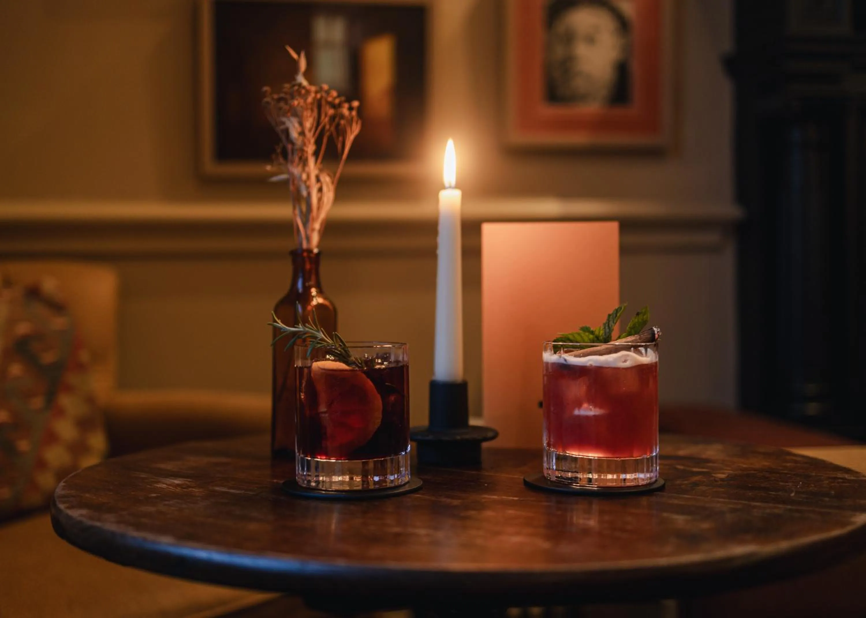 Lounge or bar in No 1 by GuestHouse, York