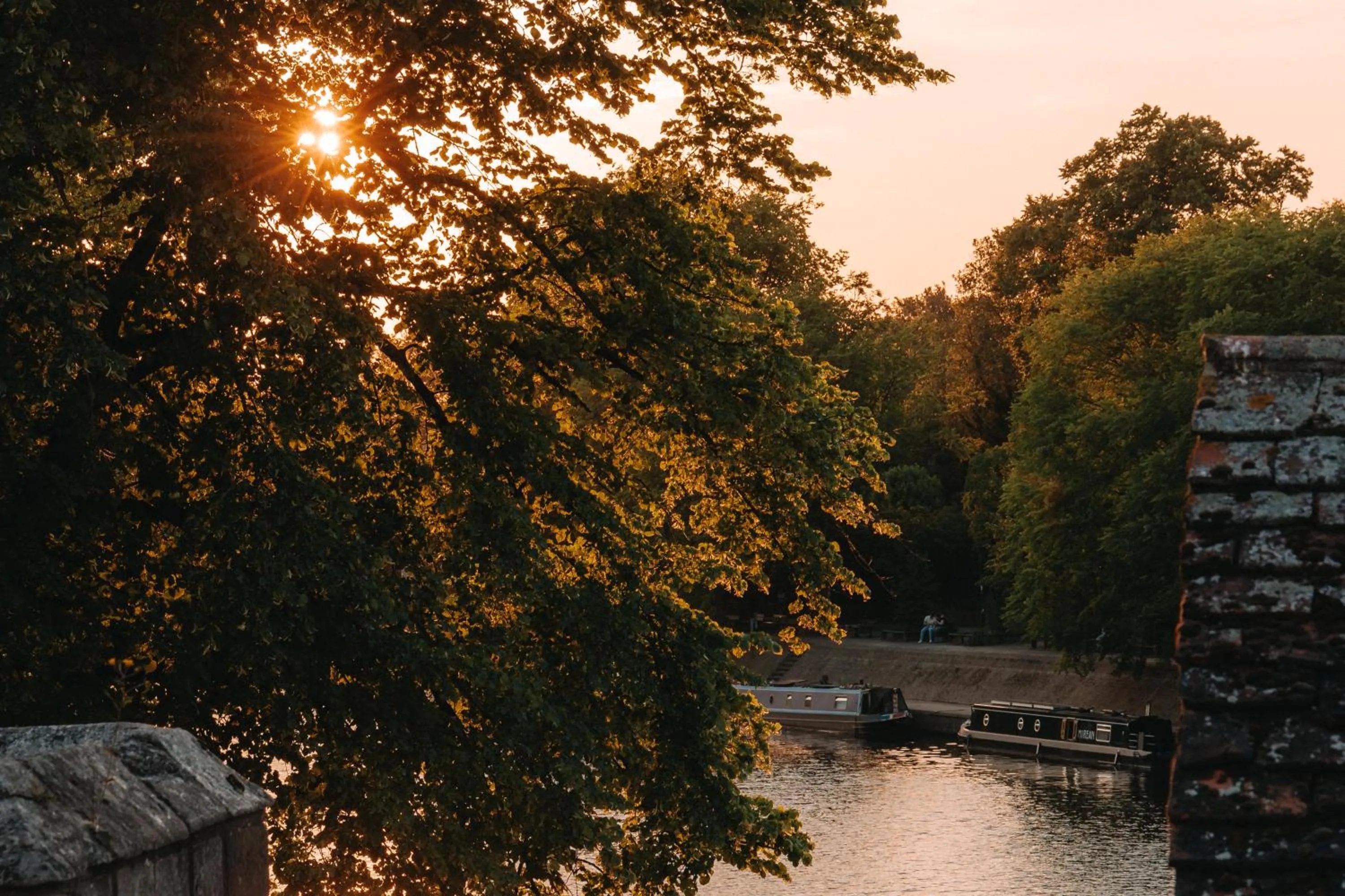 Area and facilities in No 1 by GuestHouse, York