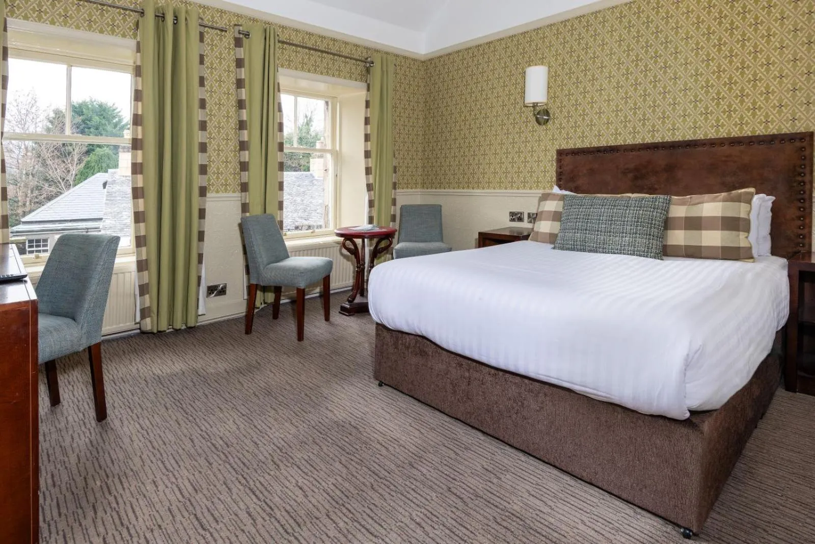 Bedroom, Bed in Scotland's Spa Hotel