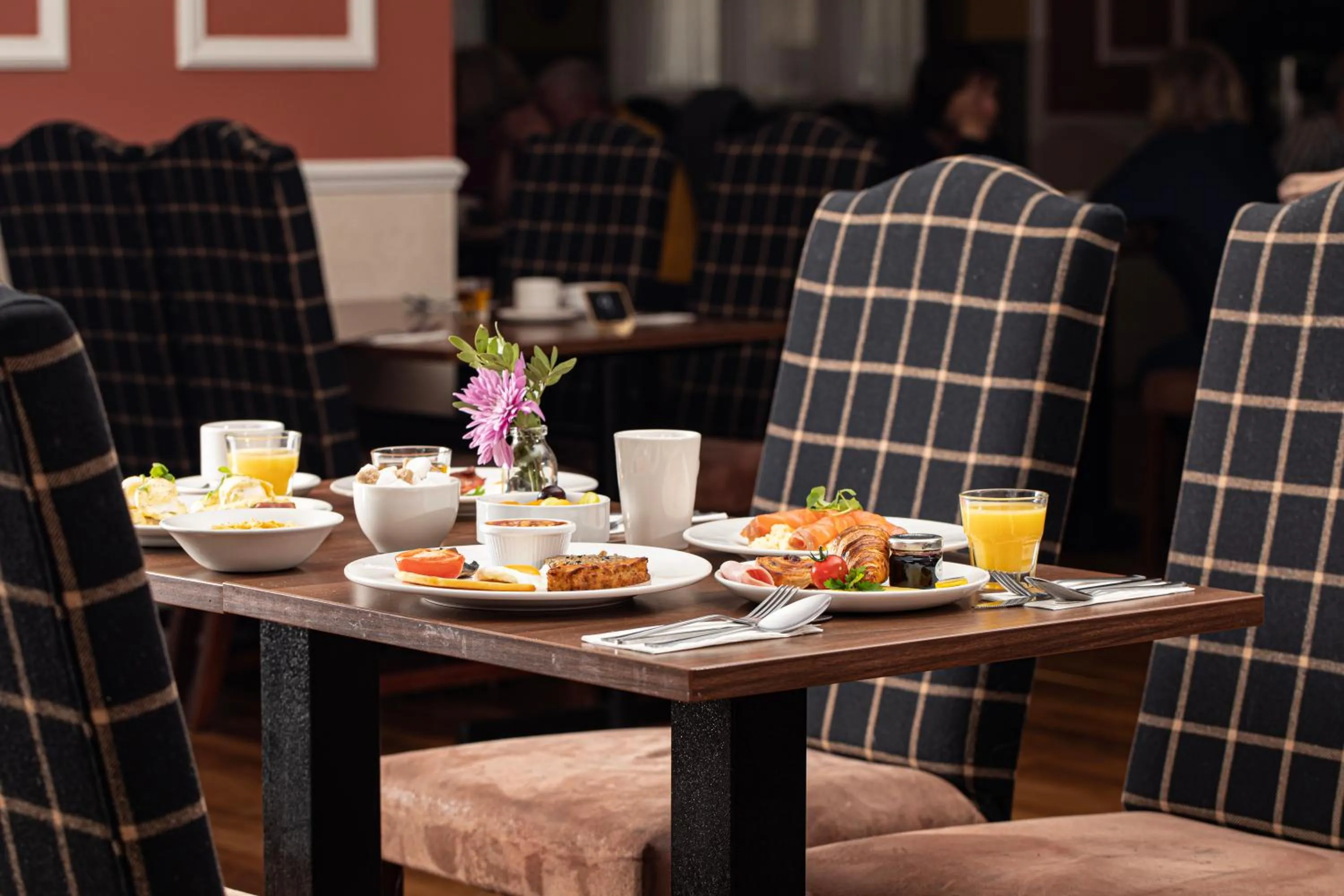 Restaurant/places to eat in Scotland's Spa Hotel