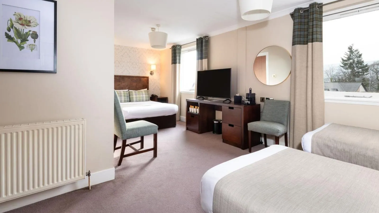 Bedroom, Bed in Scotland's Spa Hotel