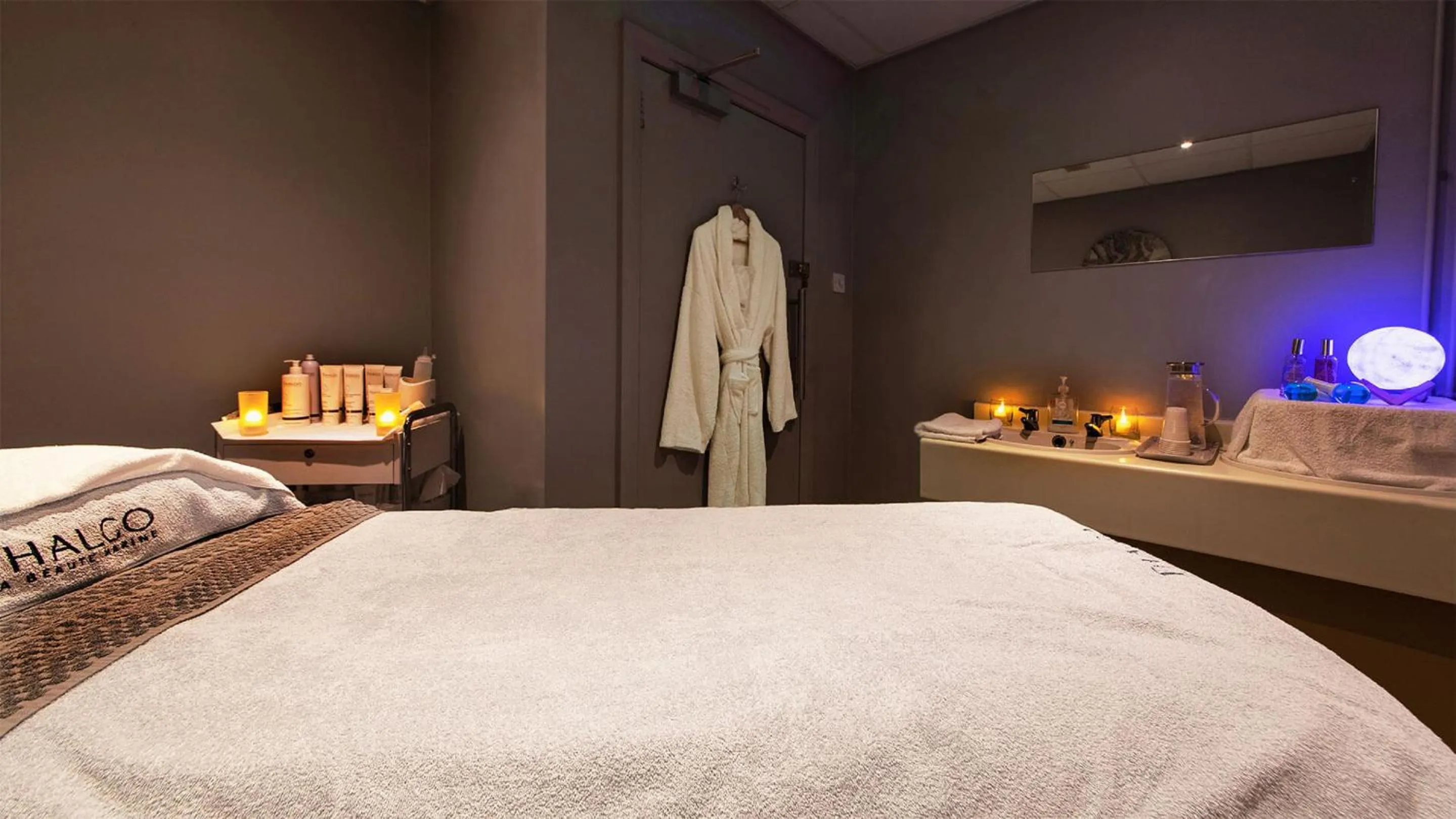 Spa and wellness centre/facilities, Bed in Scotland's Spa Hotel