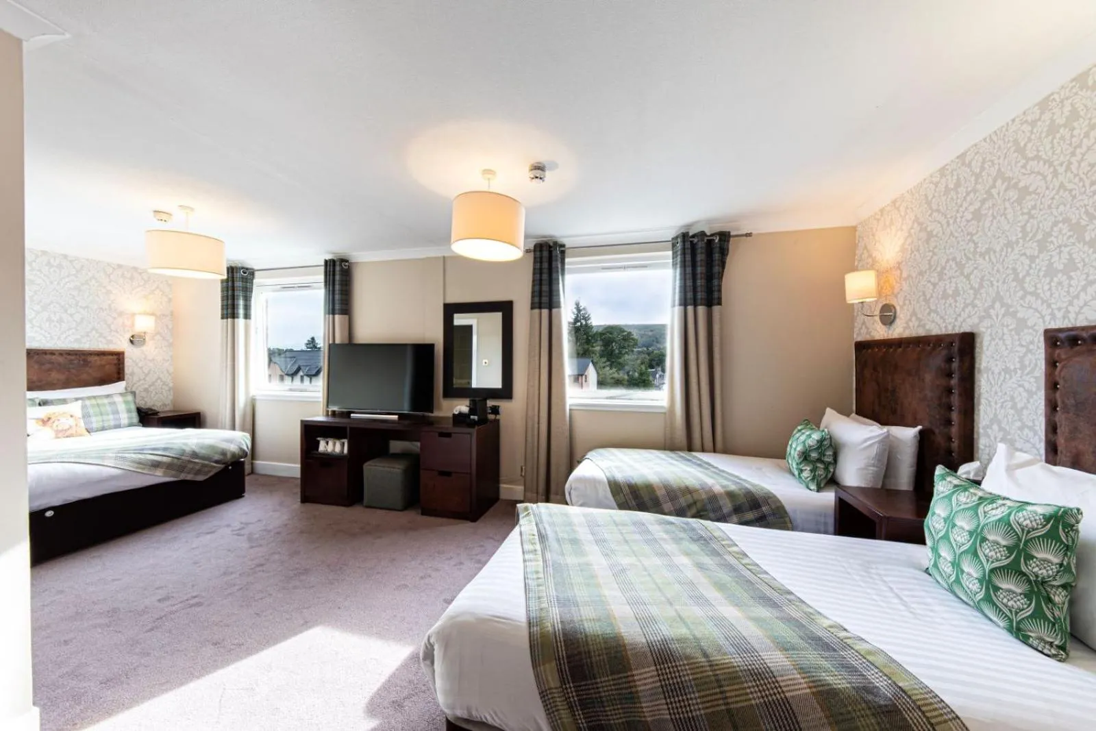 Bedroom, Bed in Scotland's Spa Hotel