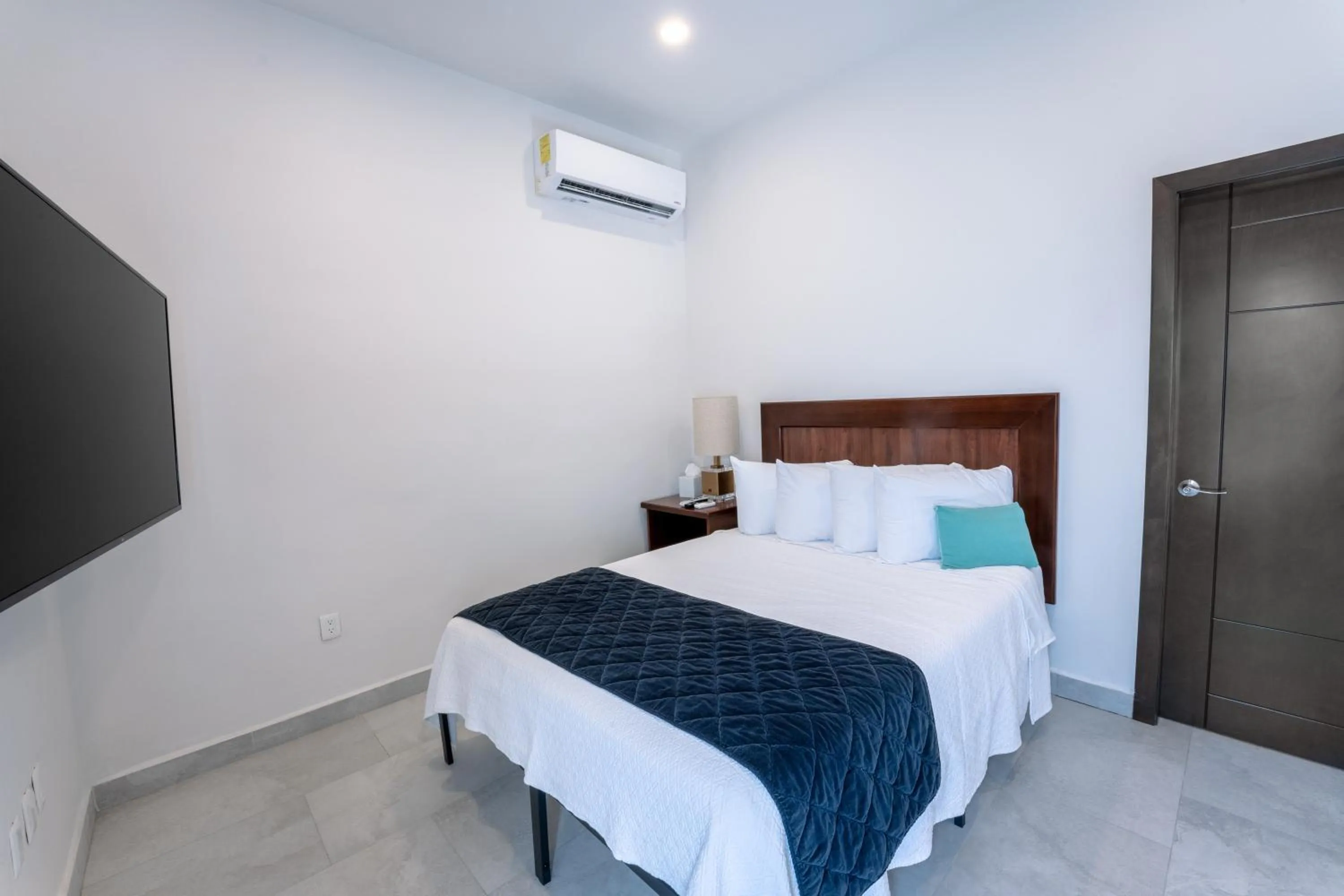 Bed in Laguna Shores Resort