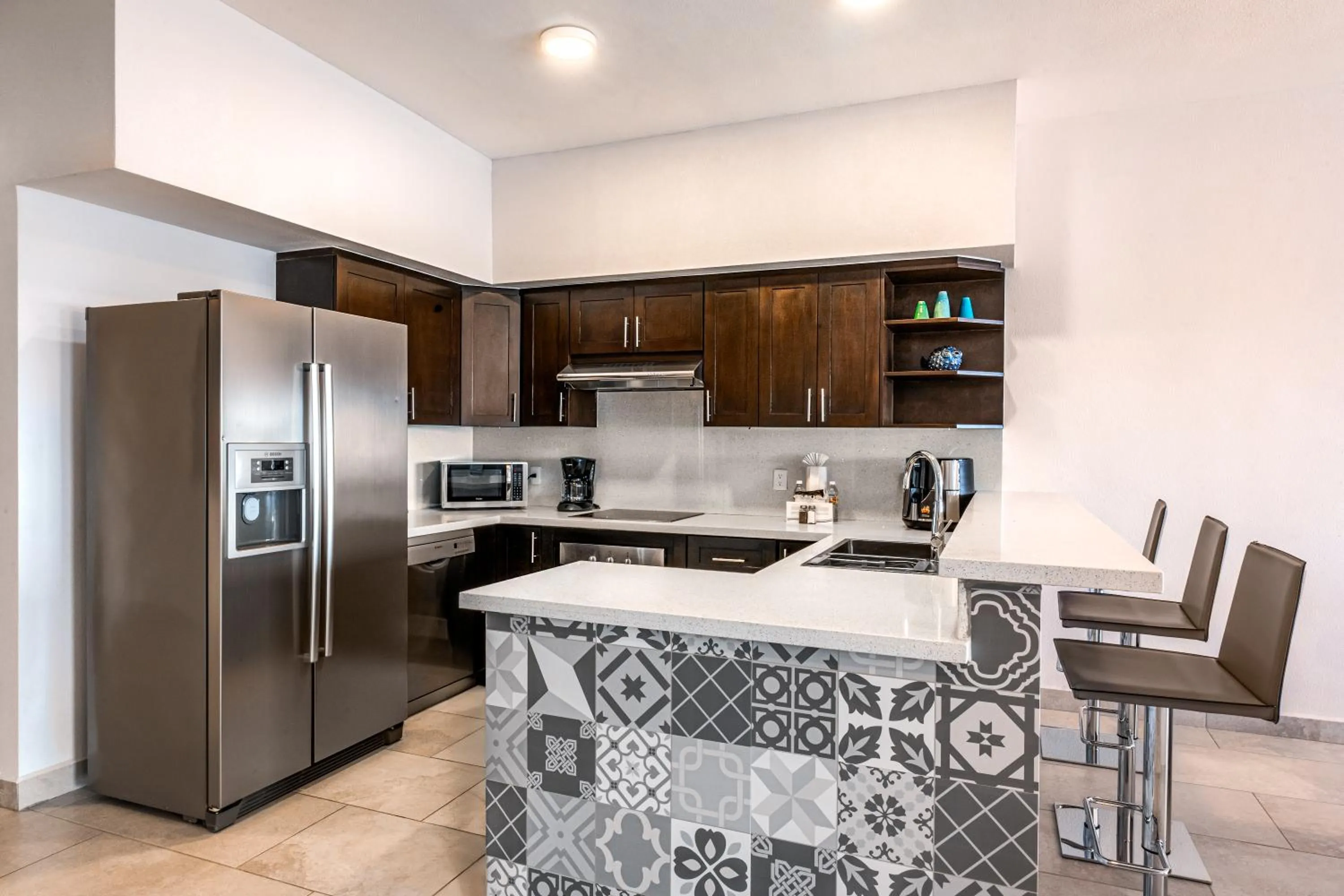 Kitchen or kitchenette in Laguna Shores Resort