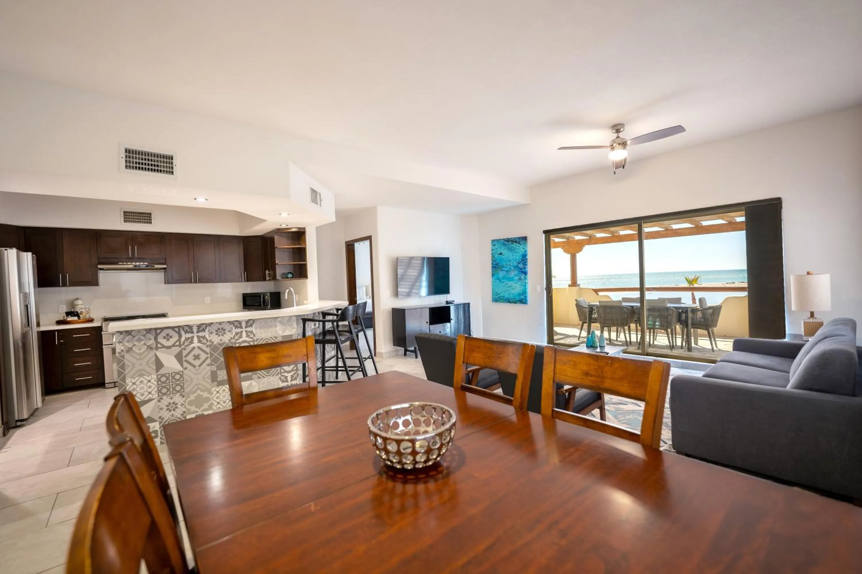 TV and multimedia in Laguna Shores Resort