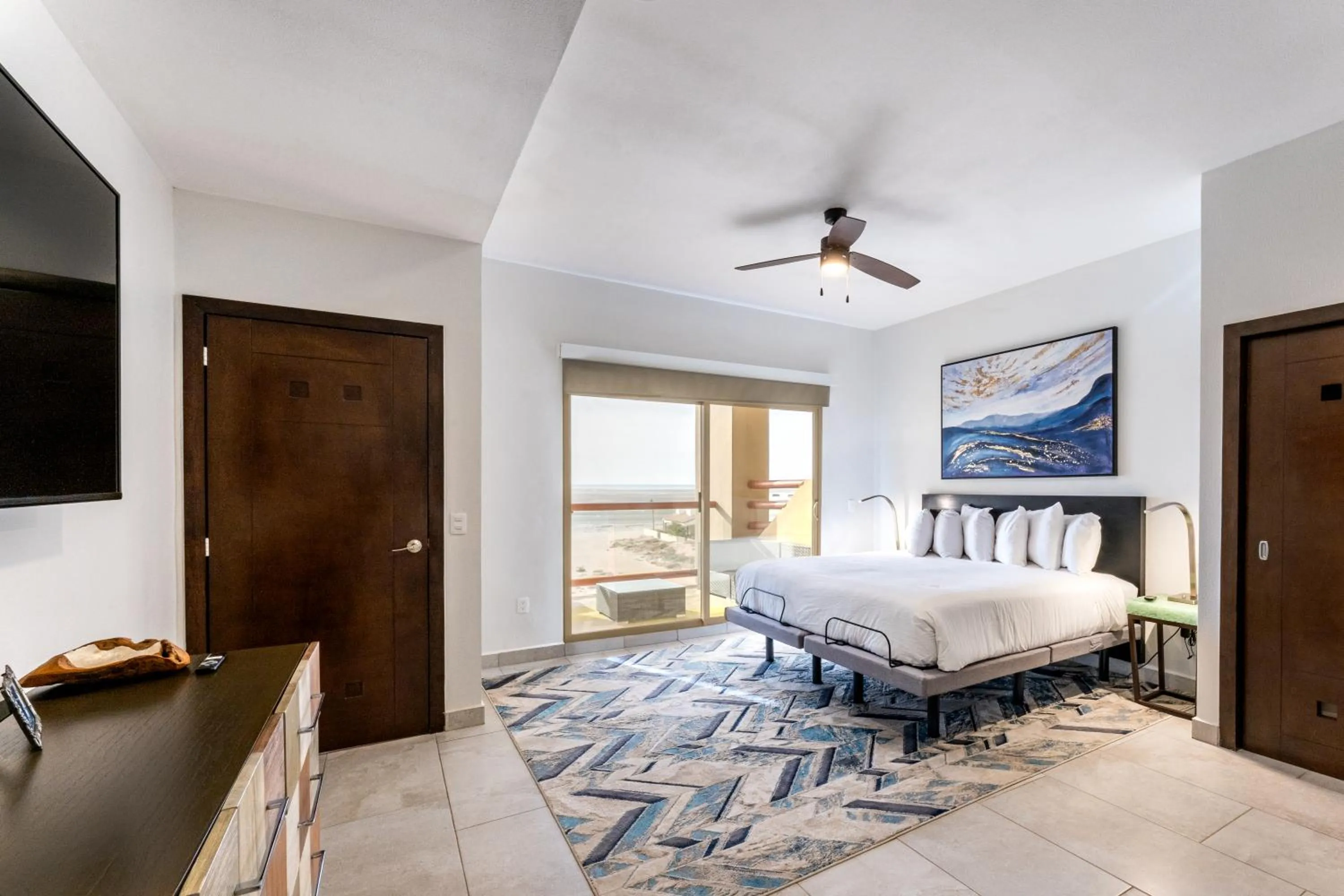 Bed in Laguna Shores Resort