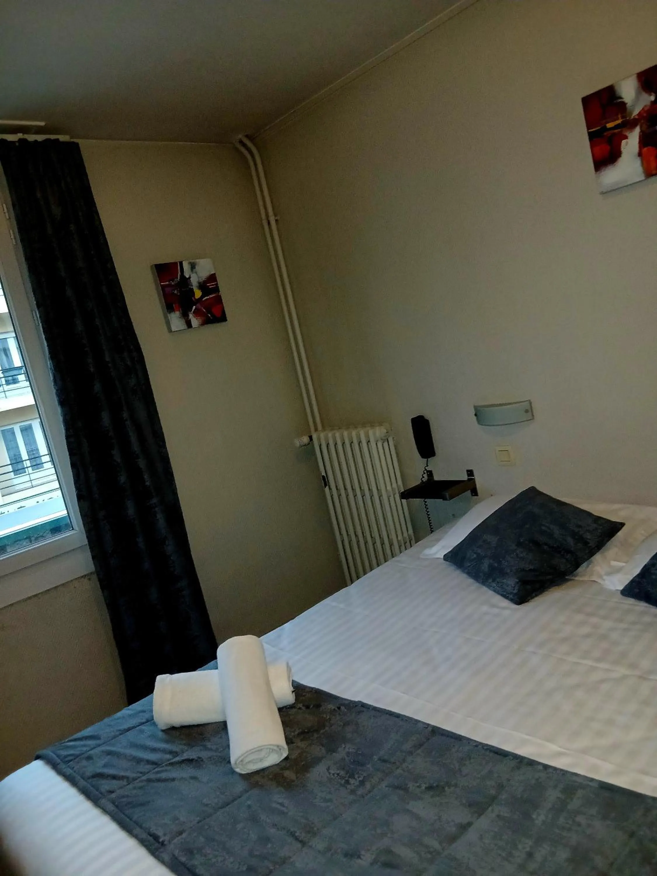 Bed in Hôtel Alexandra Centre Ville