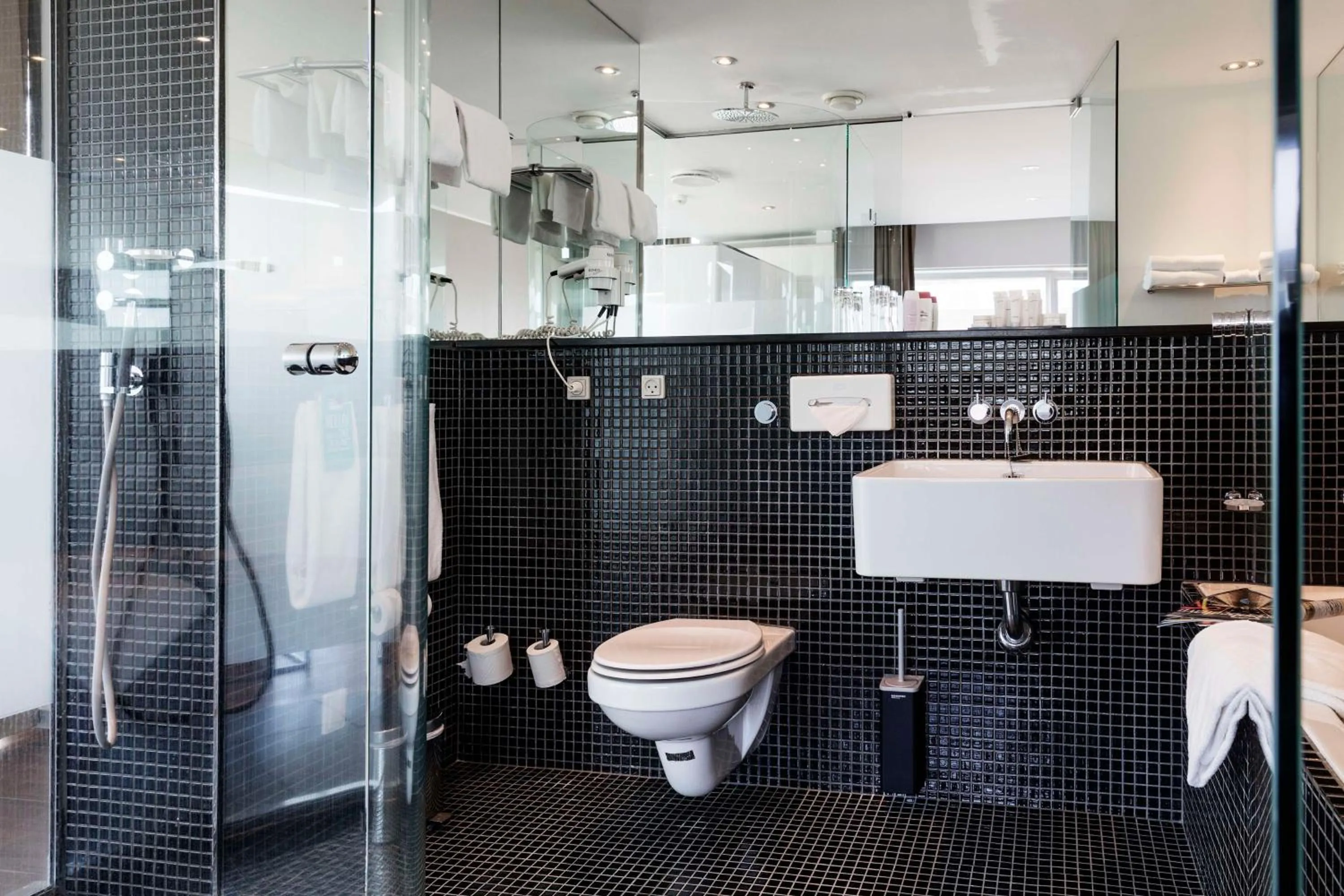 Bathroom in Scandic Sluseholmen