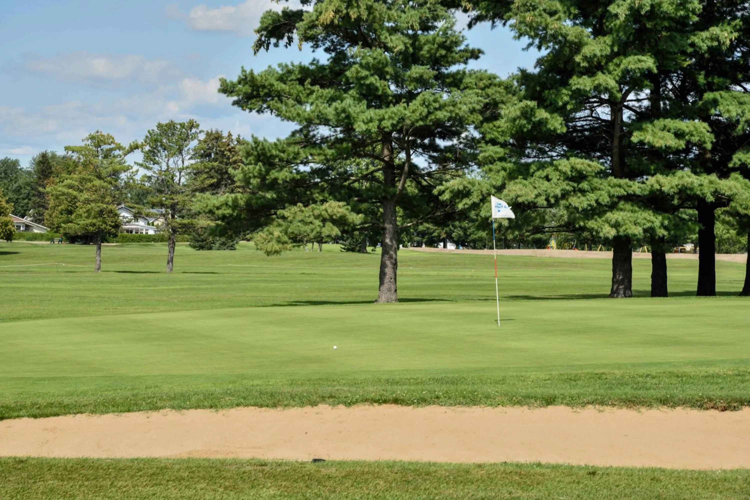 Golfcourse in La Cache du Lac Champlain