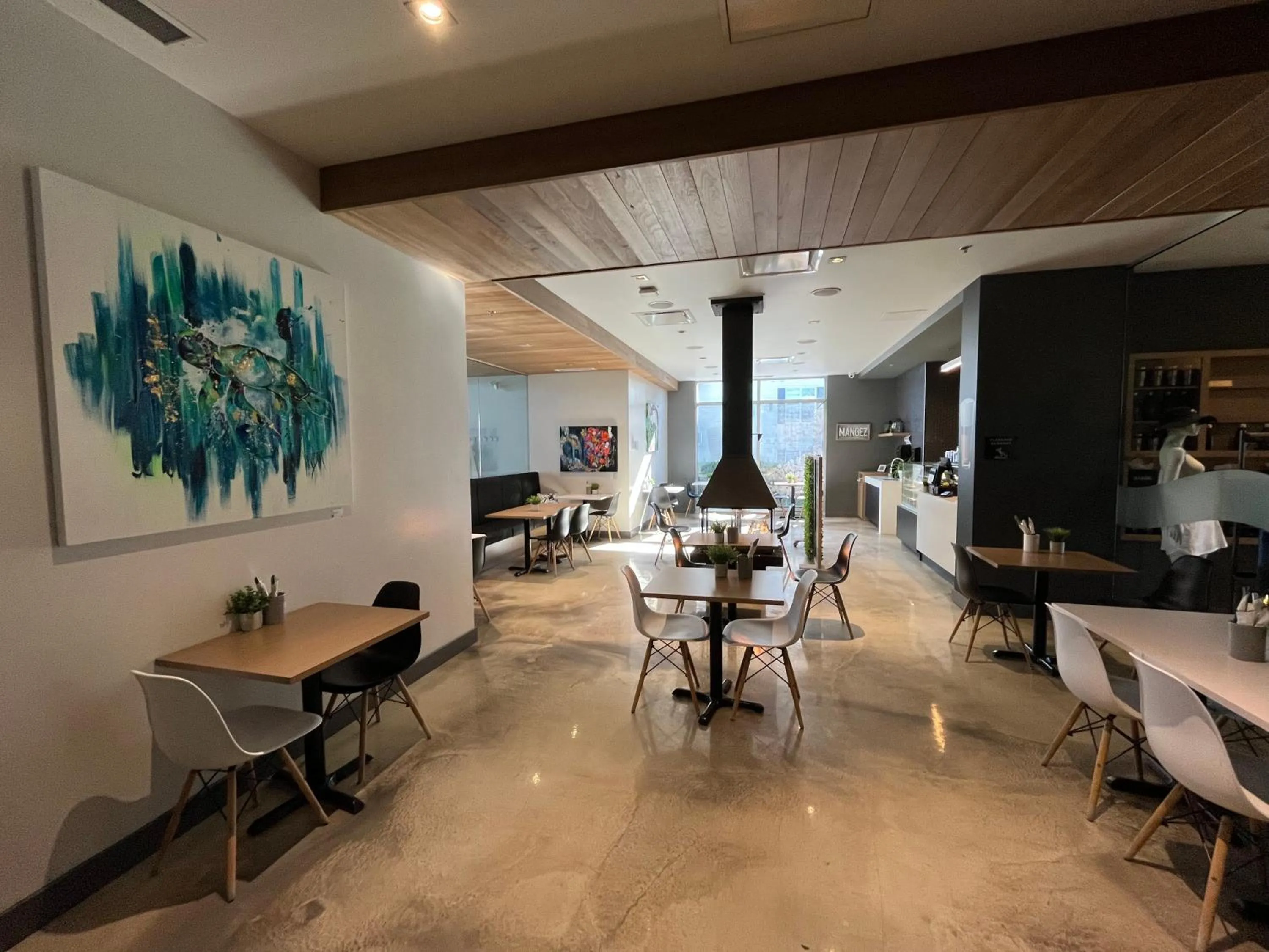 Spa and wellness centre/facilities in La Cache du Lac Champlain