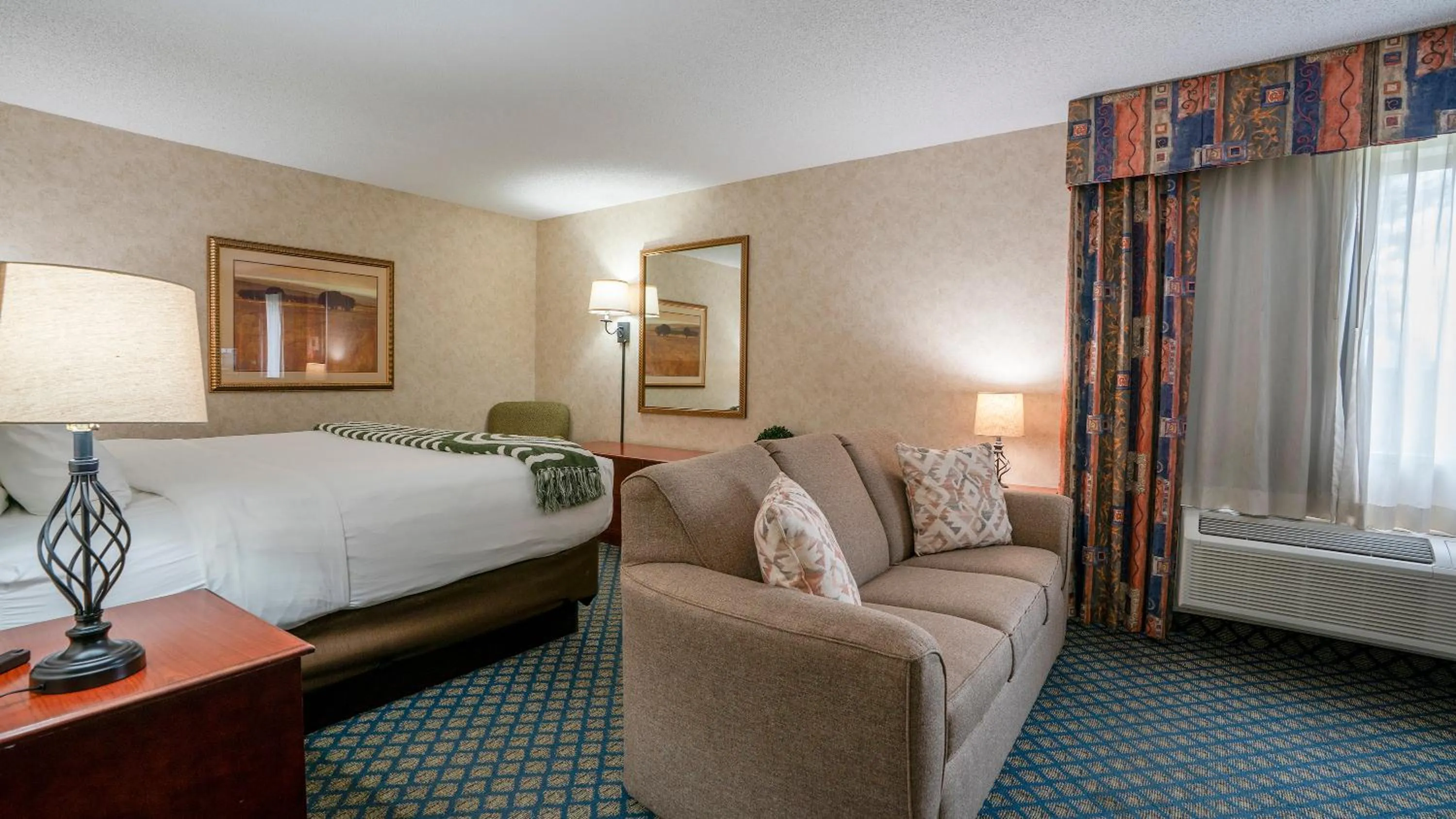 Photo of the whole room, Bed in Miles City Hotel & Suites