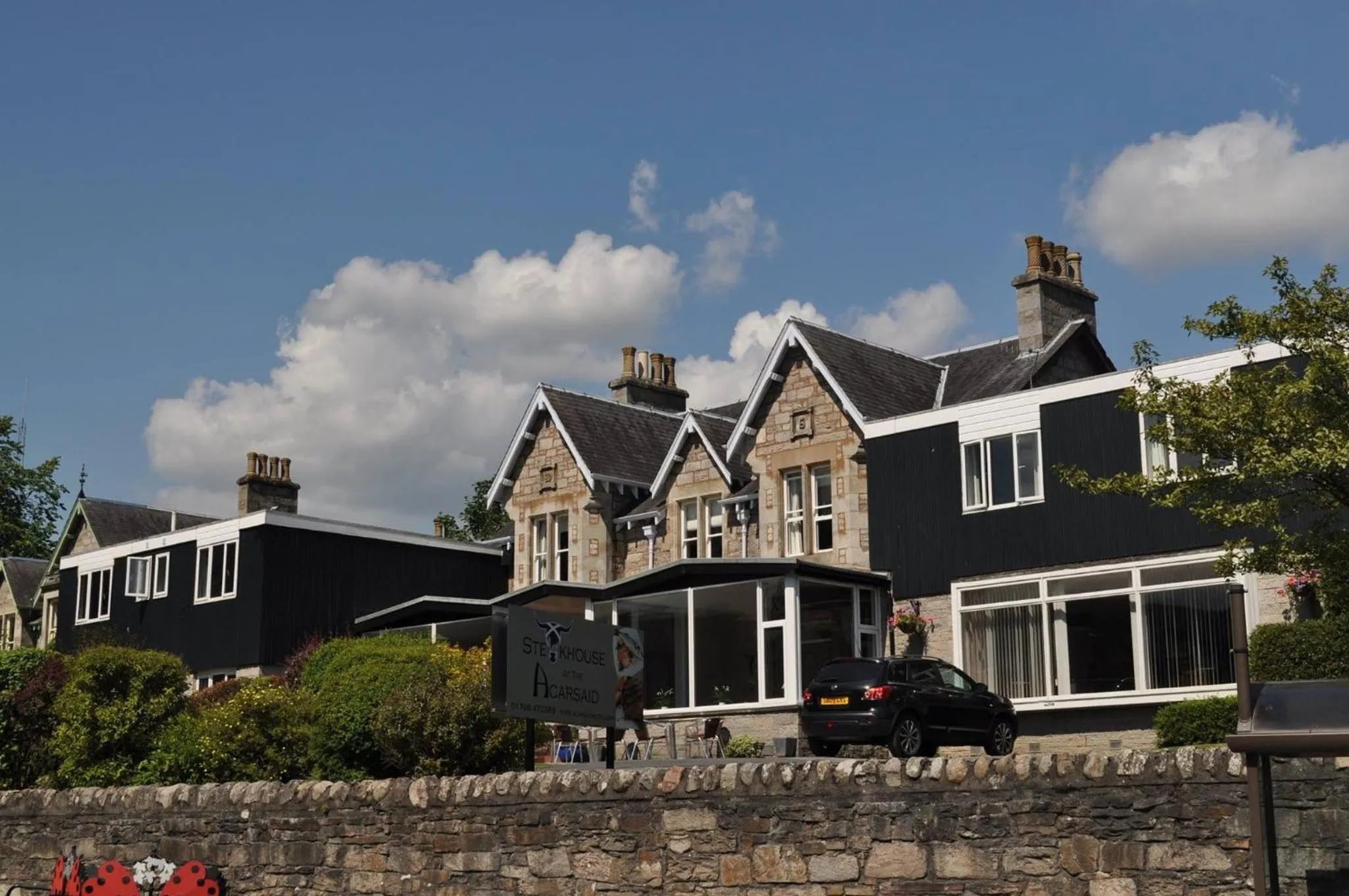 Property building in The Acarsaid - Pitlochry
