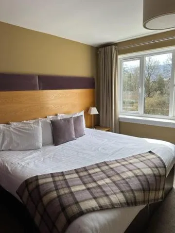 Bed in The Acarsaid - Pitlochry