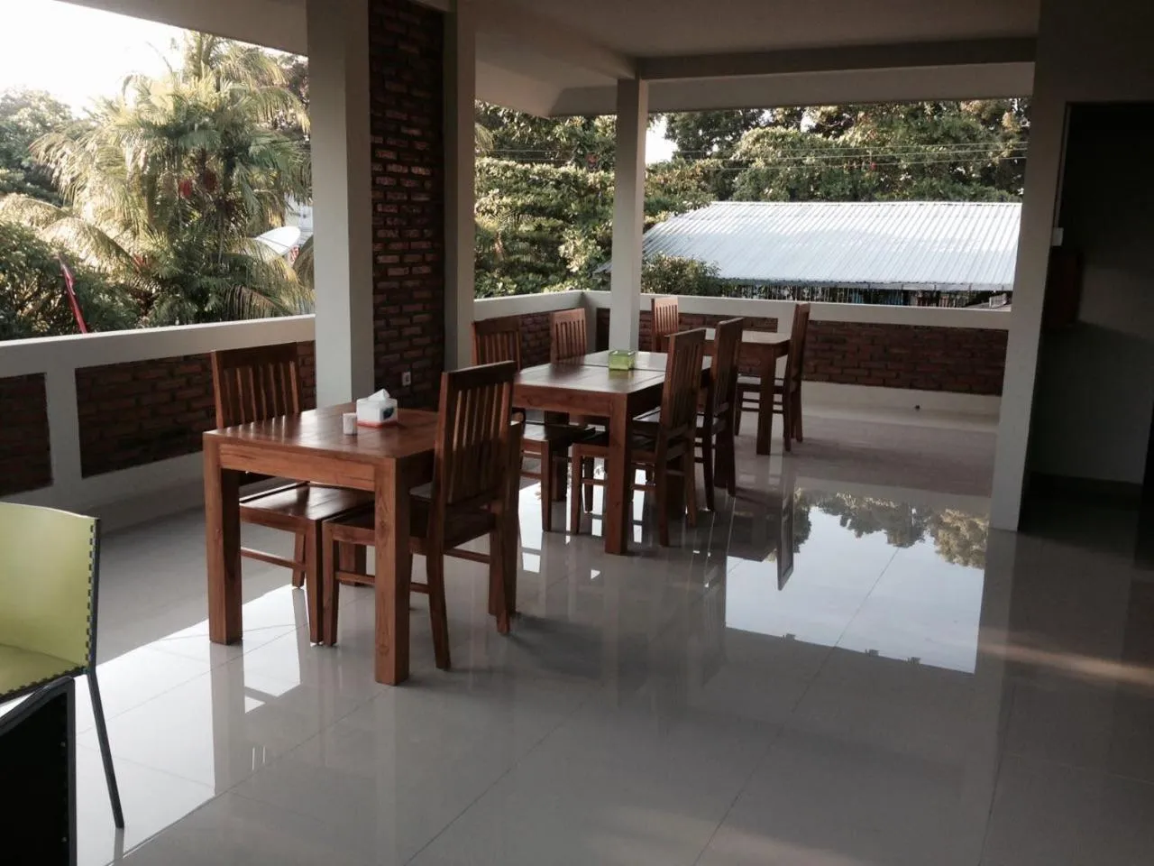 Restaurant/places to eat in Hastina Hotel Lombok