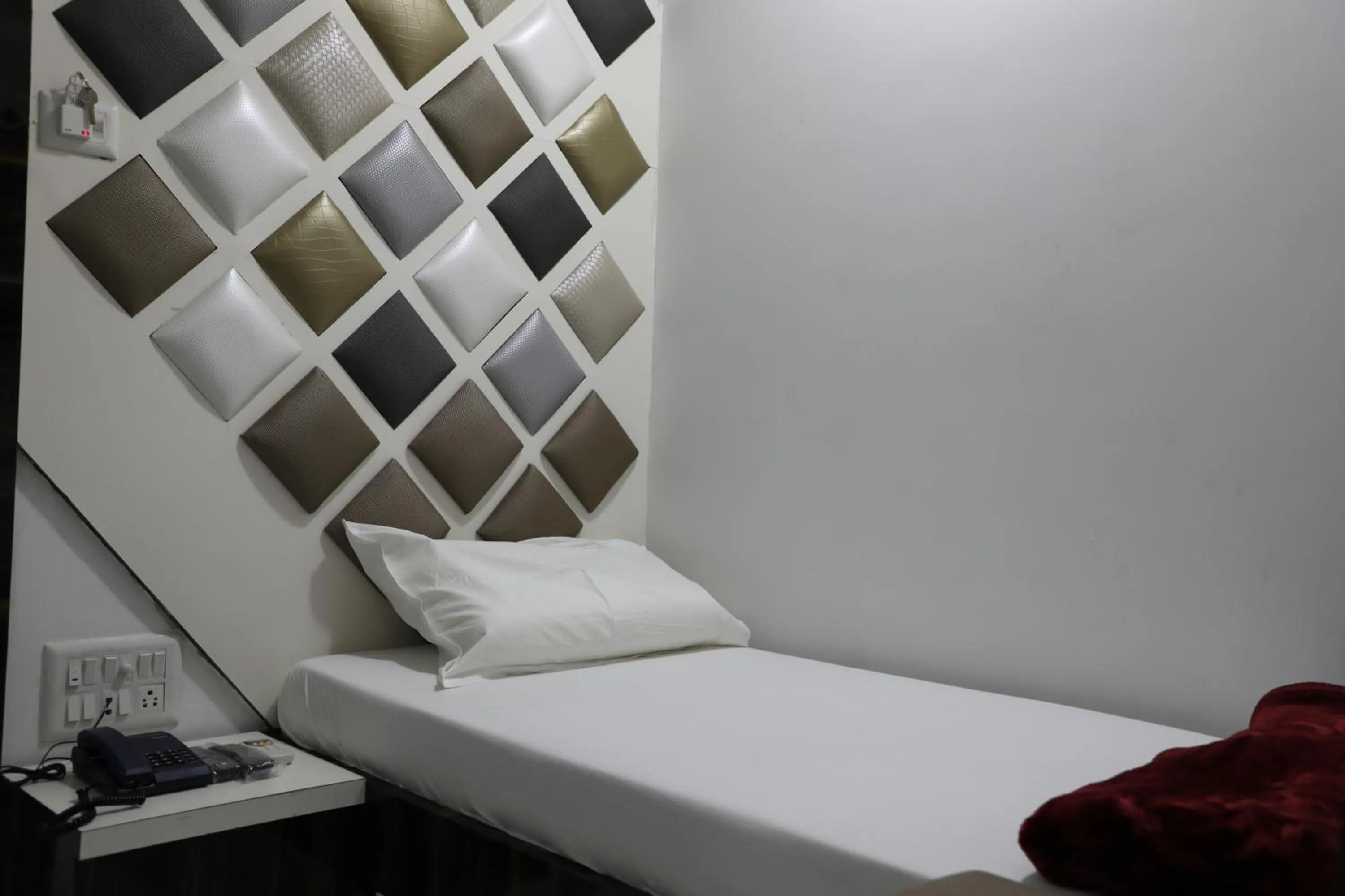 Floor plan, Bed in Hotel Pearl