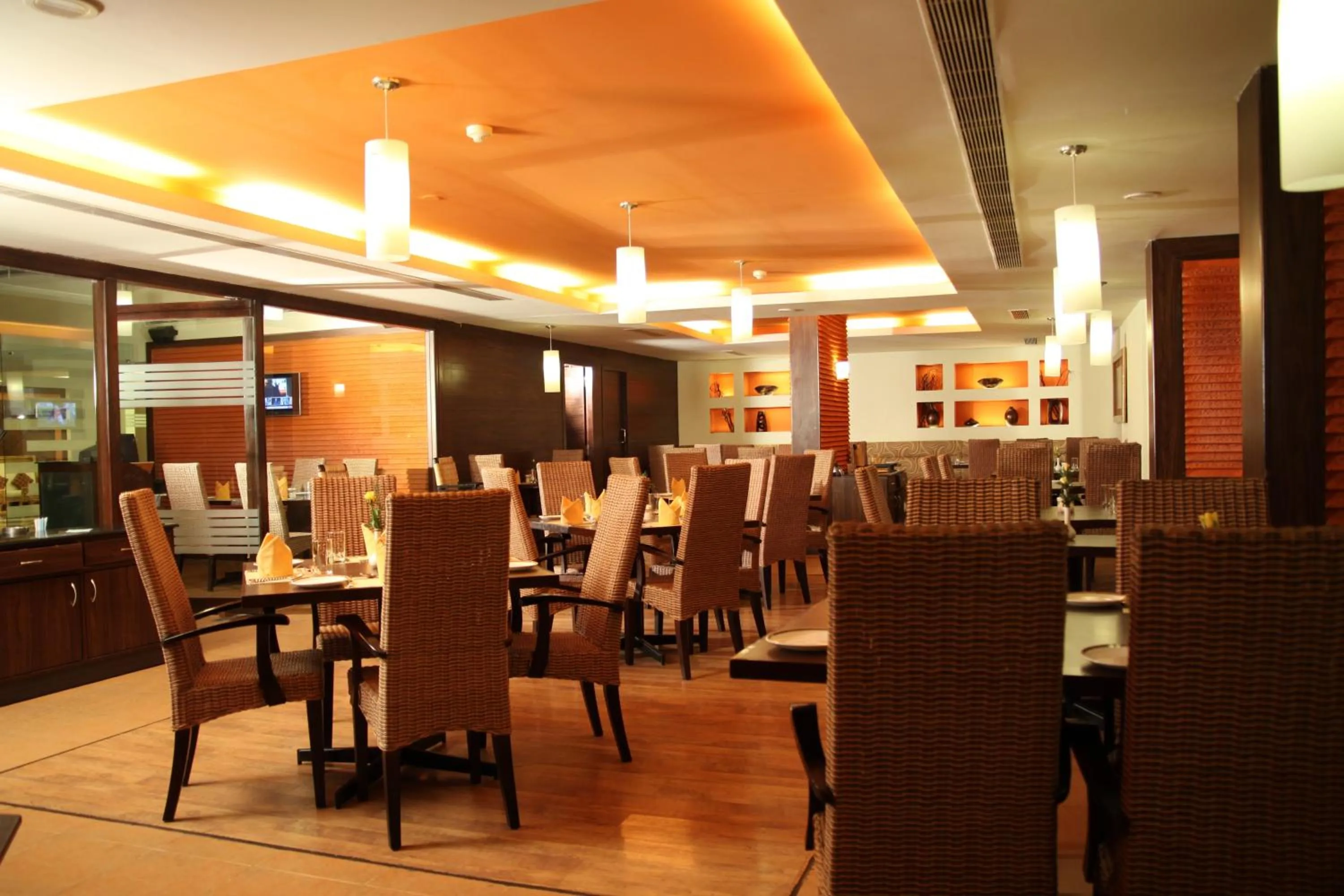 Restaurant/places to eat in The Residency Karur