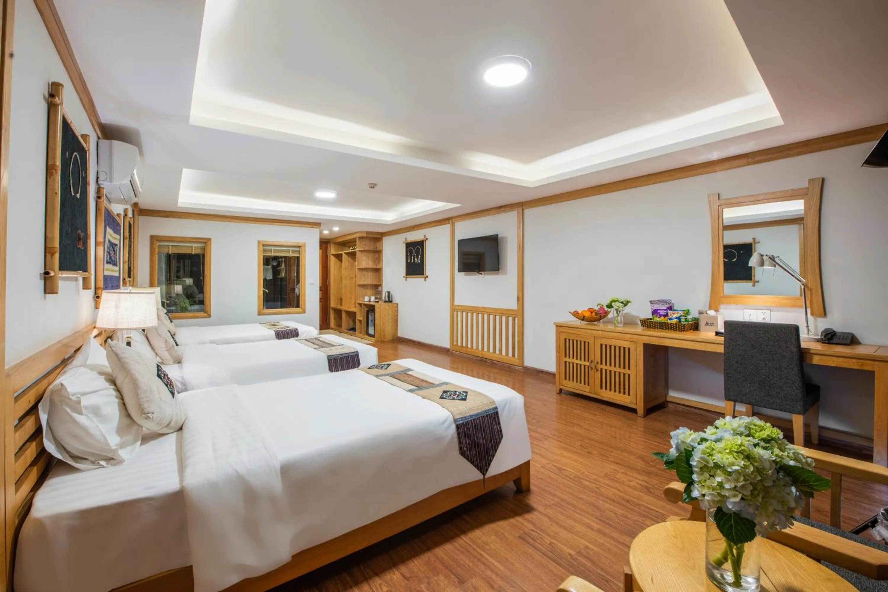 Photo of the whole room, Bed in Sapa Highland Resort & Spa
