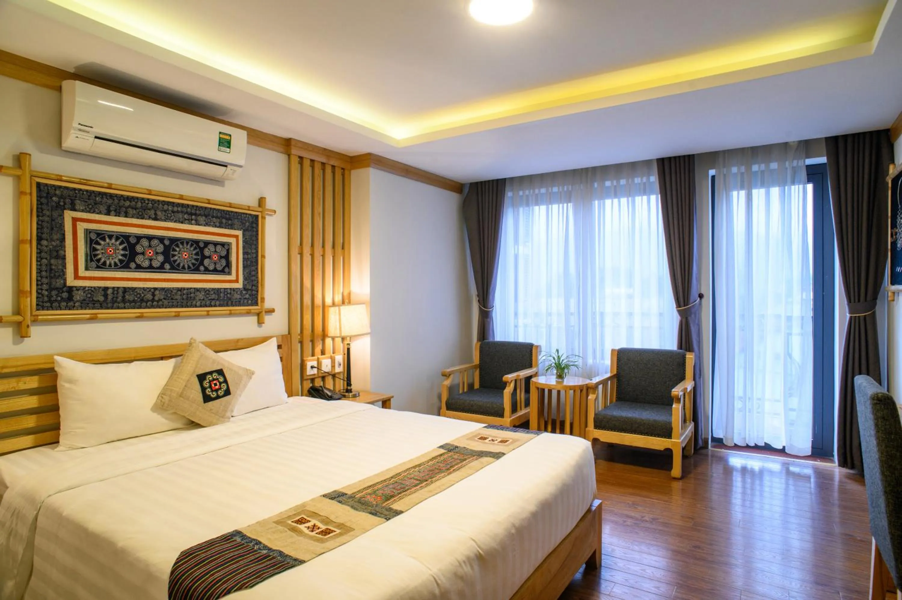 Photo of the whole room, Bed in Sapa Highland Resort & Spa