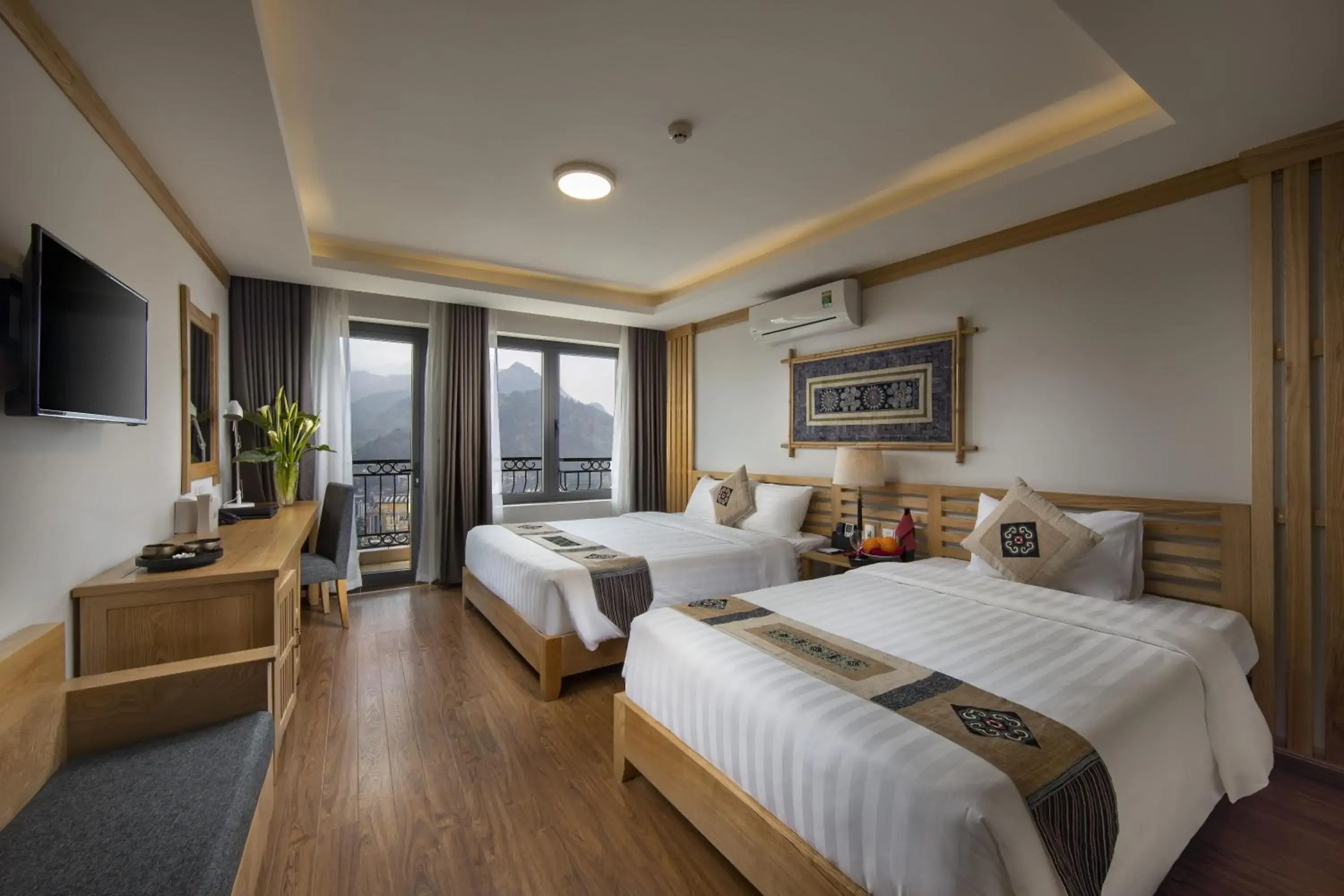 Deluxe Twin Room in Sapa Highland Resort & Spa Deluxe Twin Room in Sapa Highland Resort & Spa