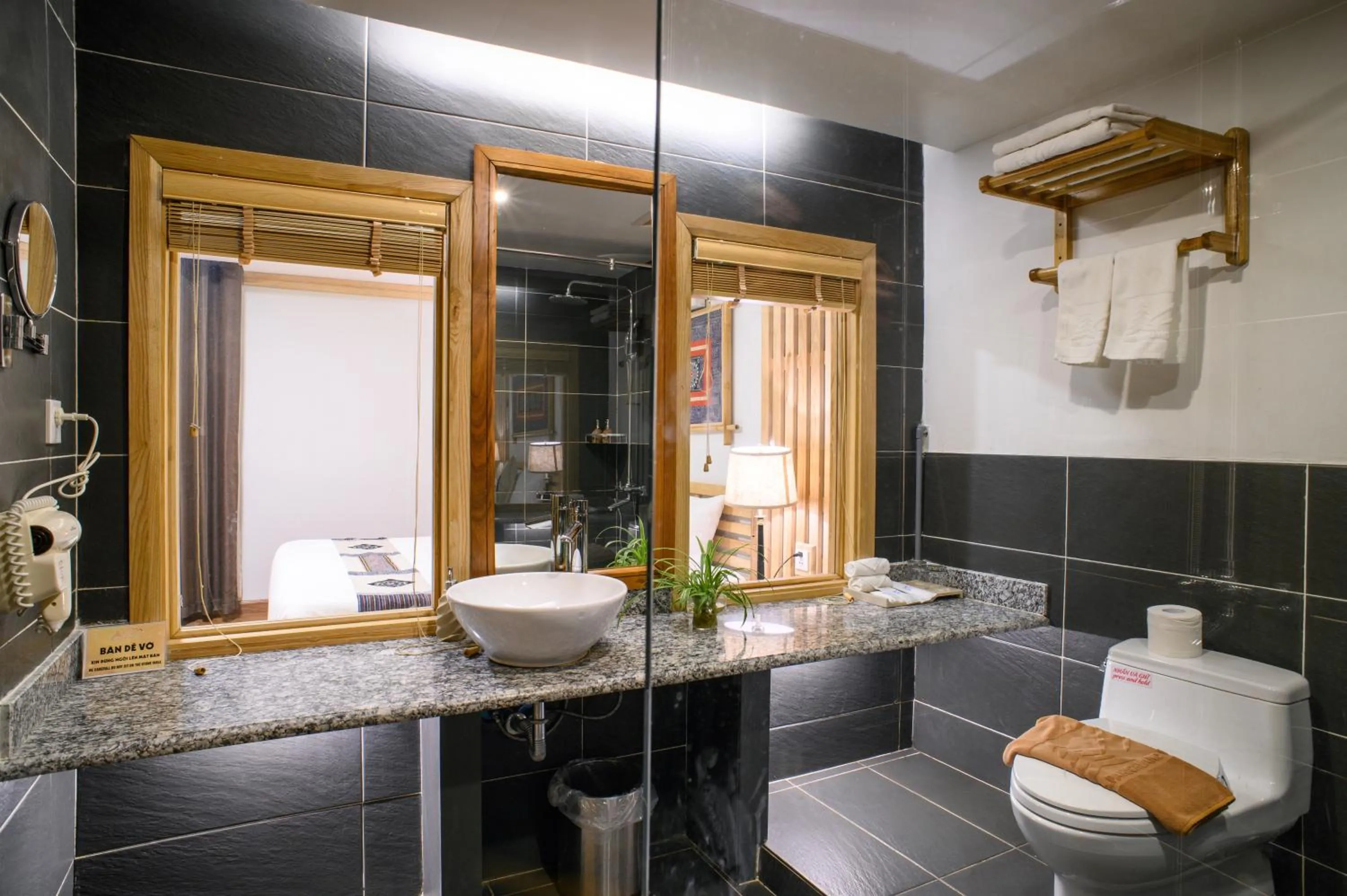 Shower in Sapa Highland Resort & Spa