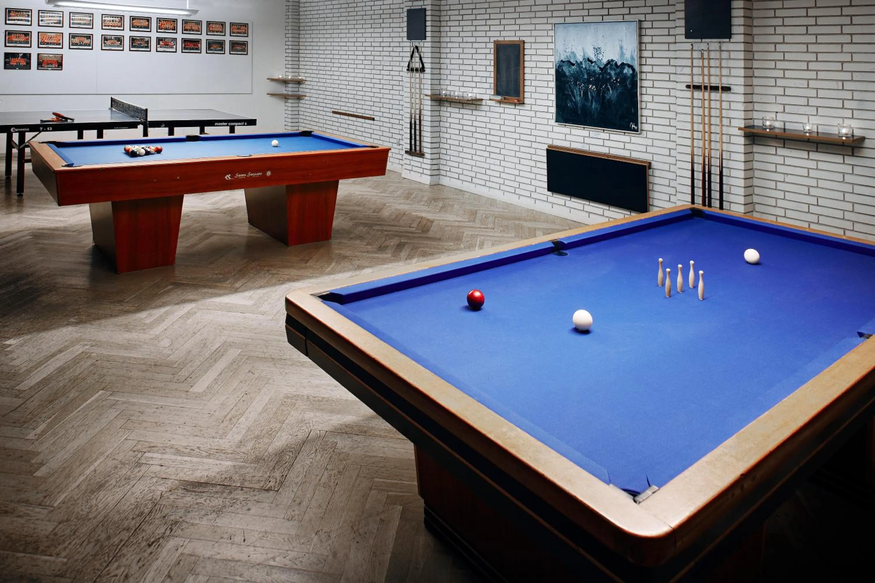 Billiard in Hotel Marina