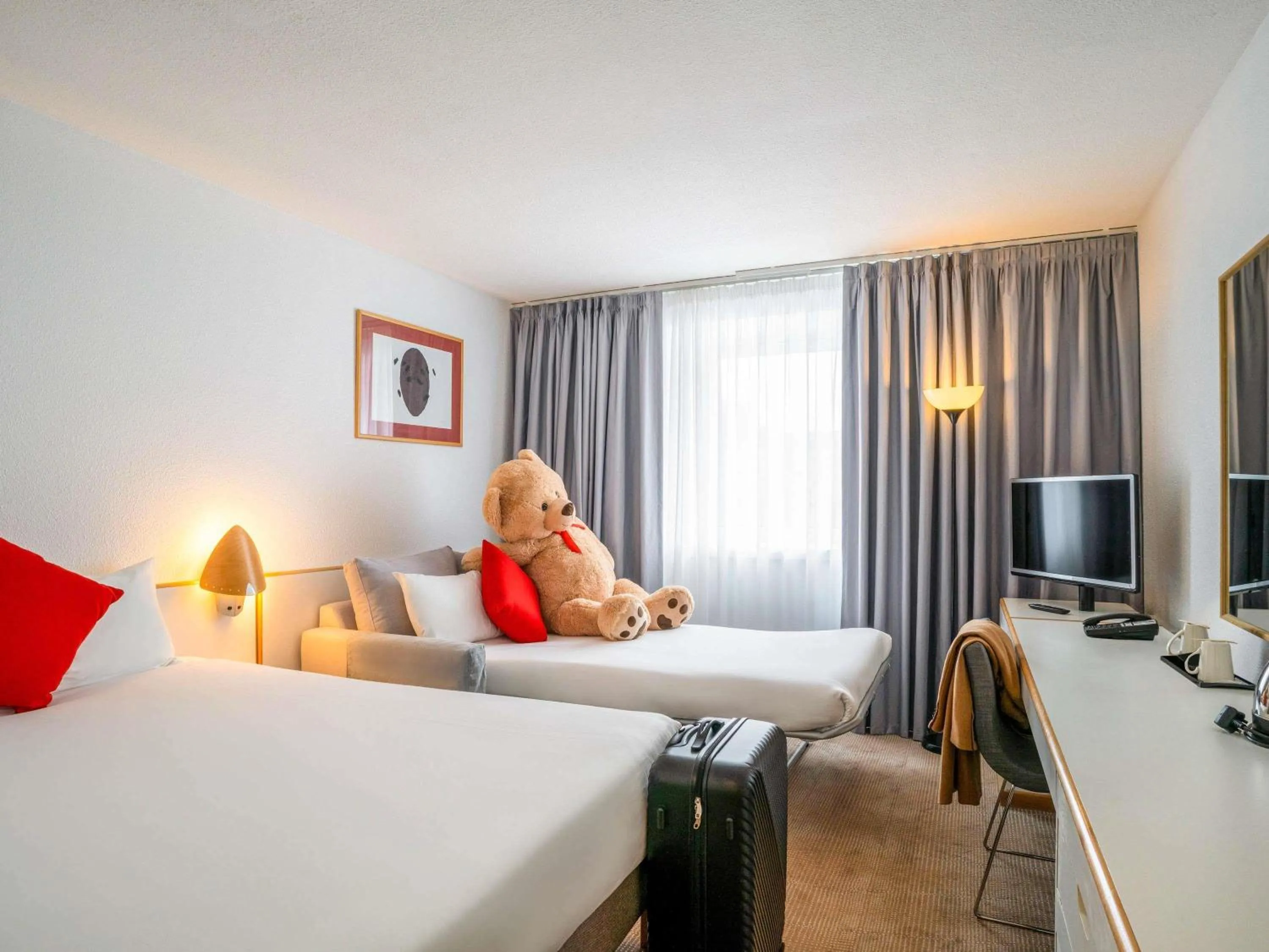 TV and multimedia, Bed in Novotel Glasgow Centre