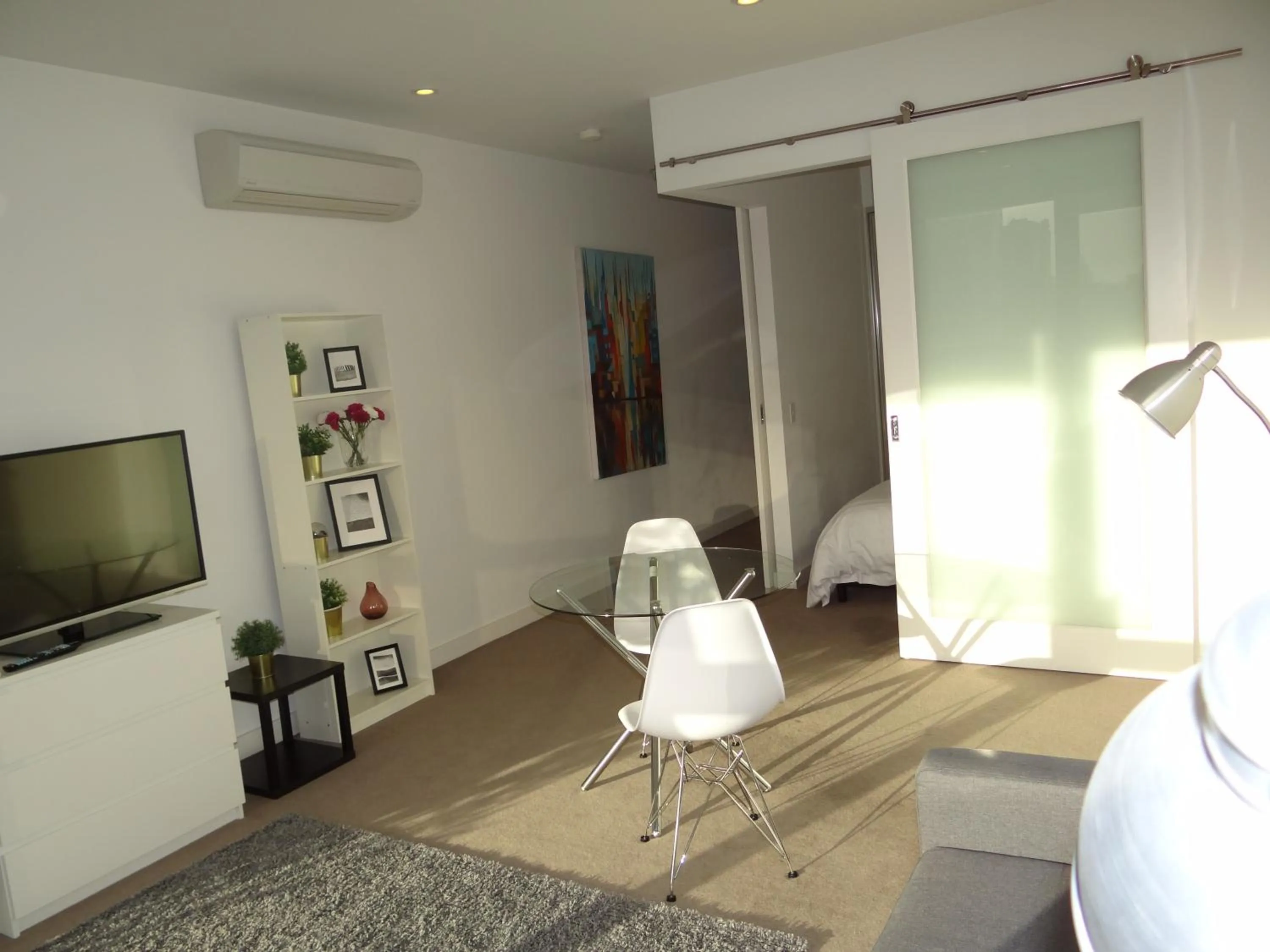 Living room in Amazing Accommodations: Vogue