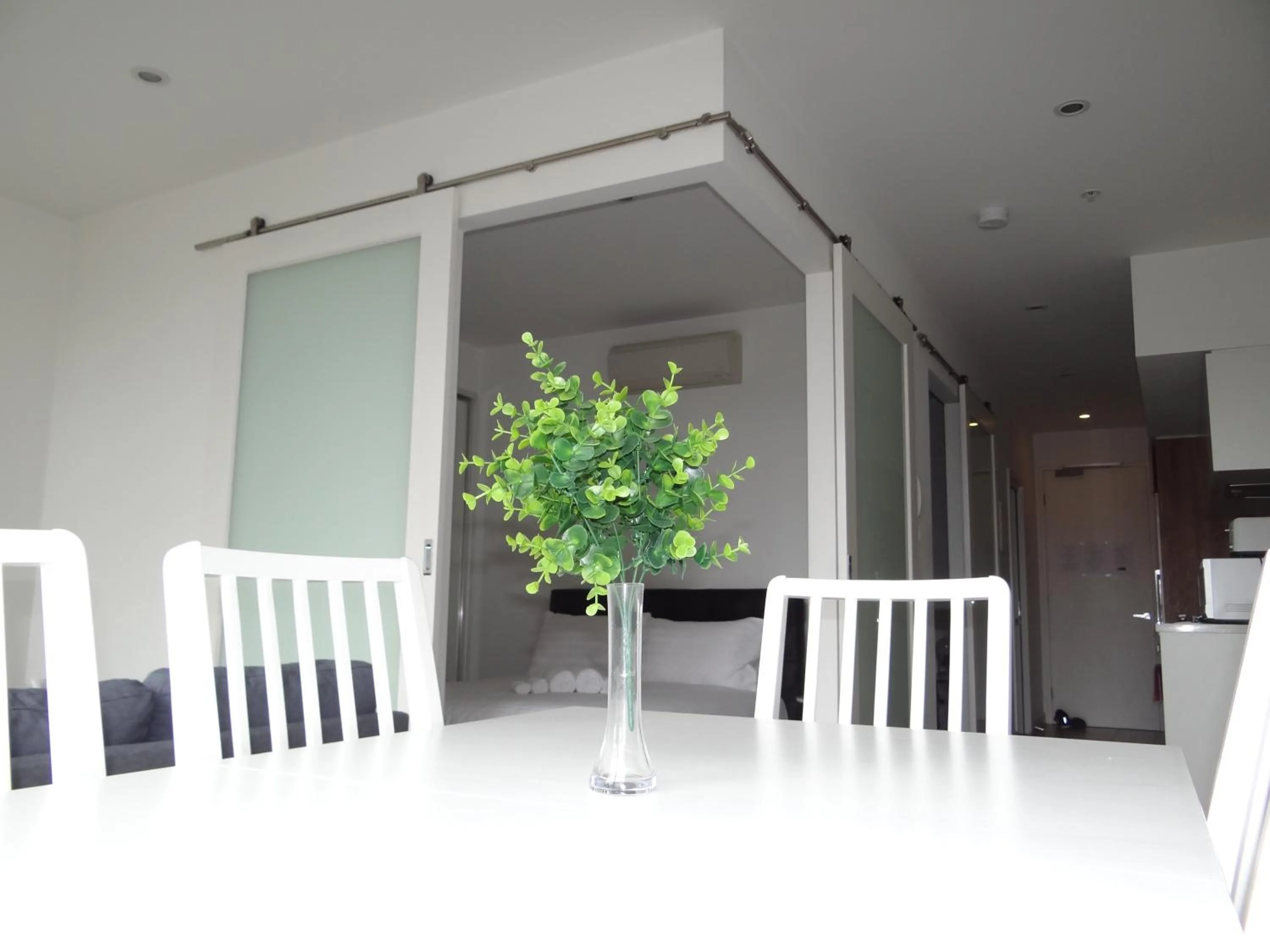 Decorative detail in Amazing Accommodations: Vogue