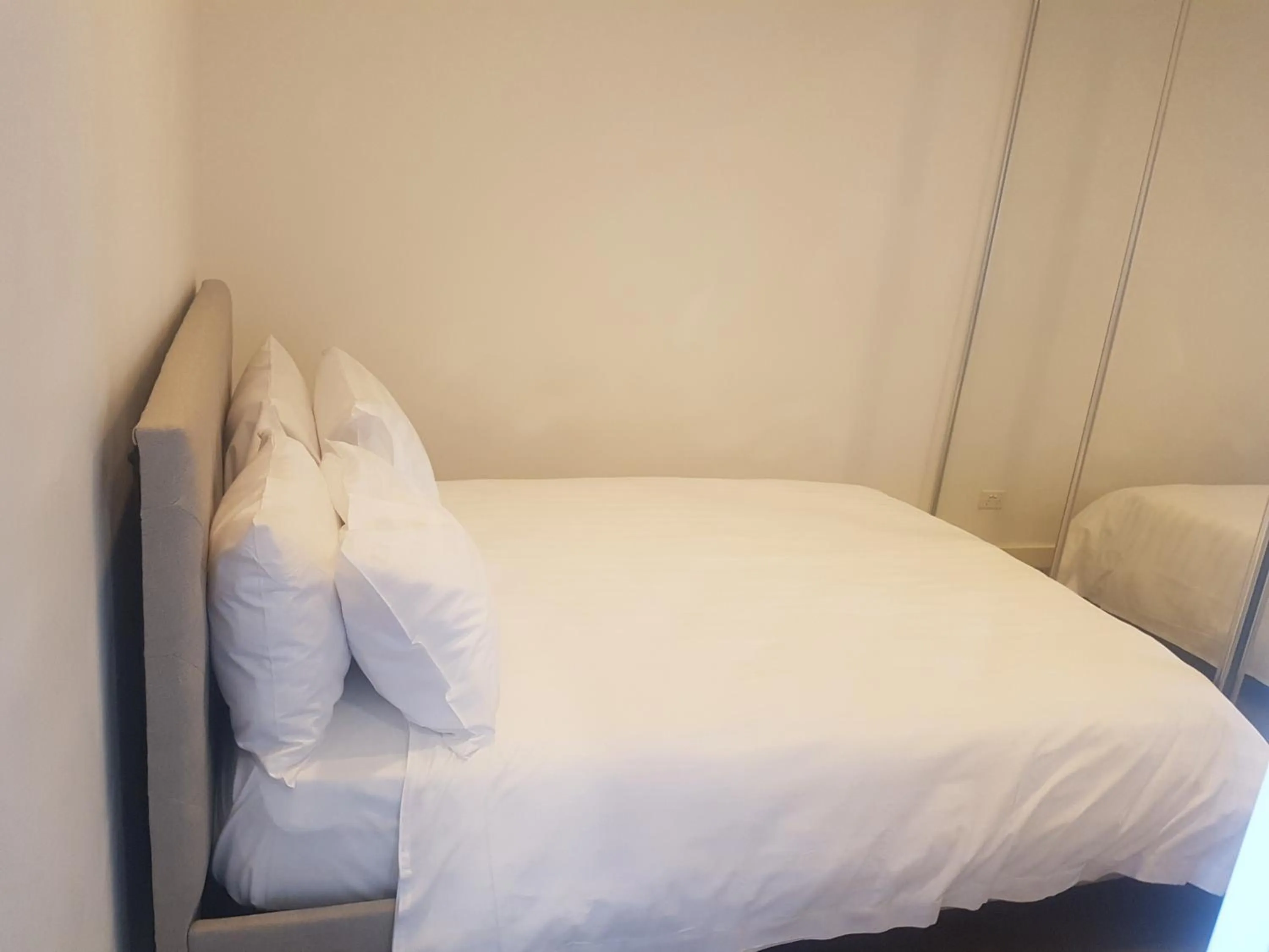 Bed in Amazing Accommodations: Vogue