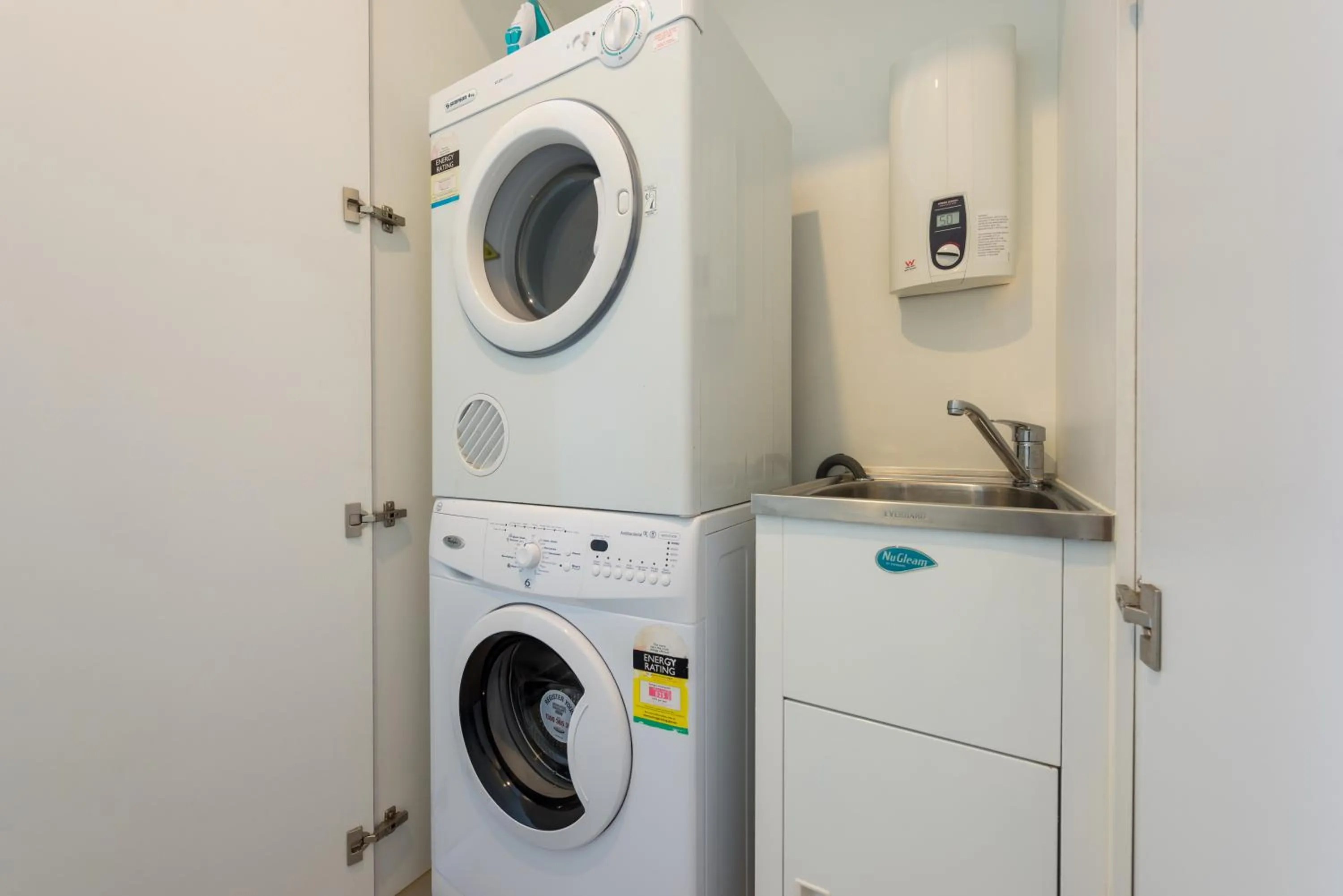 Area and facilities in Amazing Accommodations: Vogue