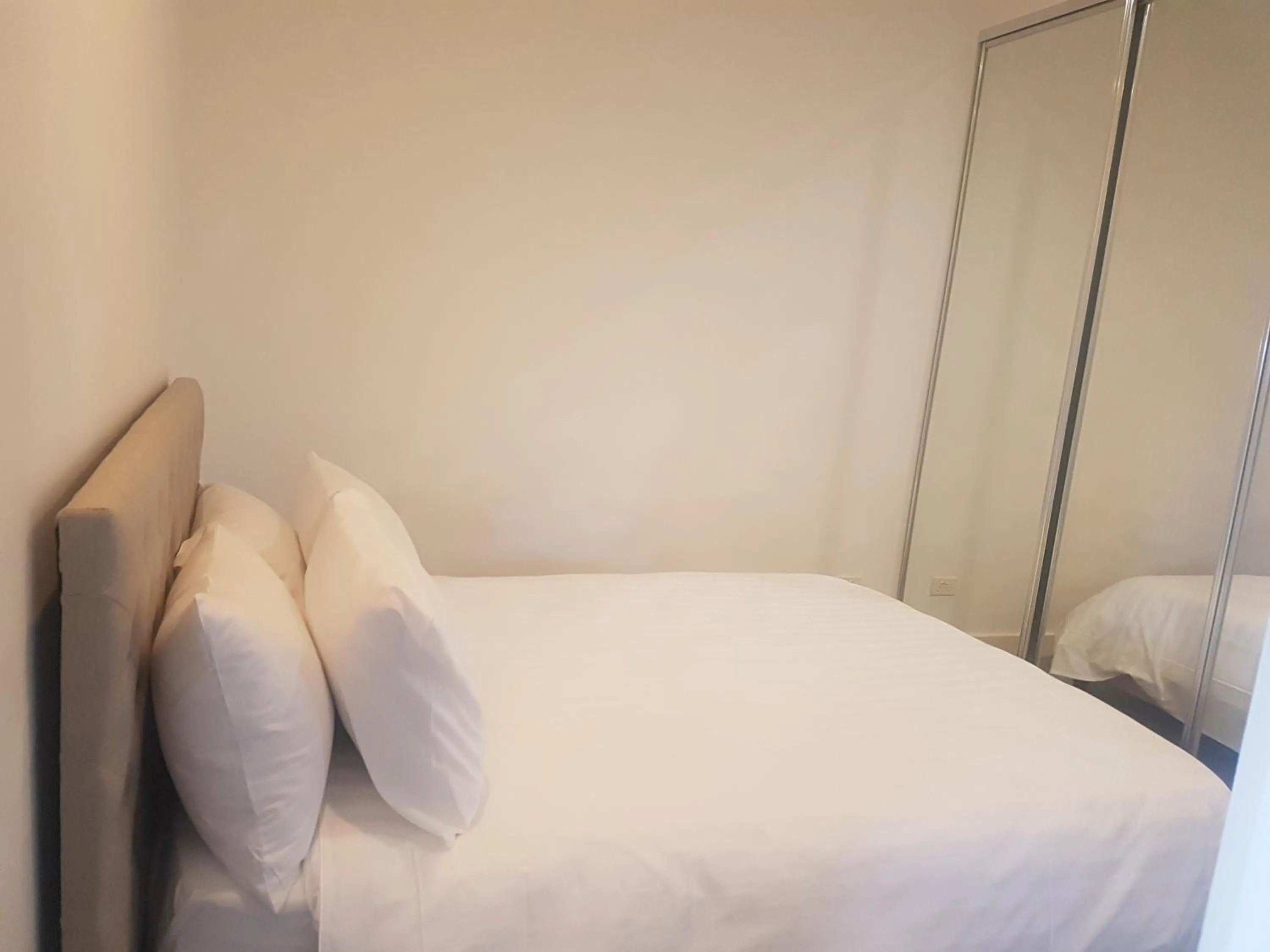 Bed in Amazing Accommodations: Vogue