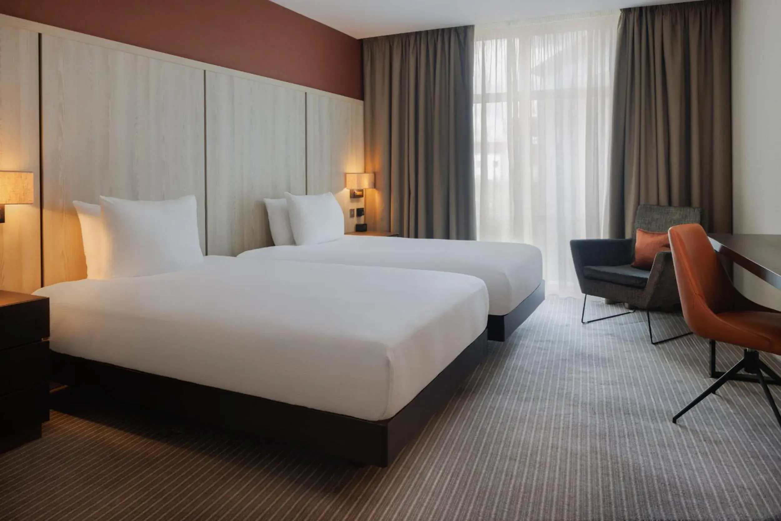 Twin Room - Mobility Access in DoubleTree By Hilton London Excel Twin Room - Mobility Access in DoubleTree By Hilton London Excel