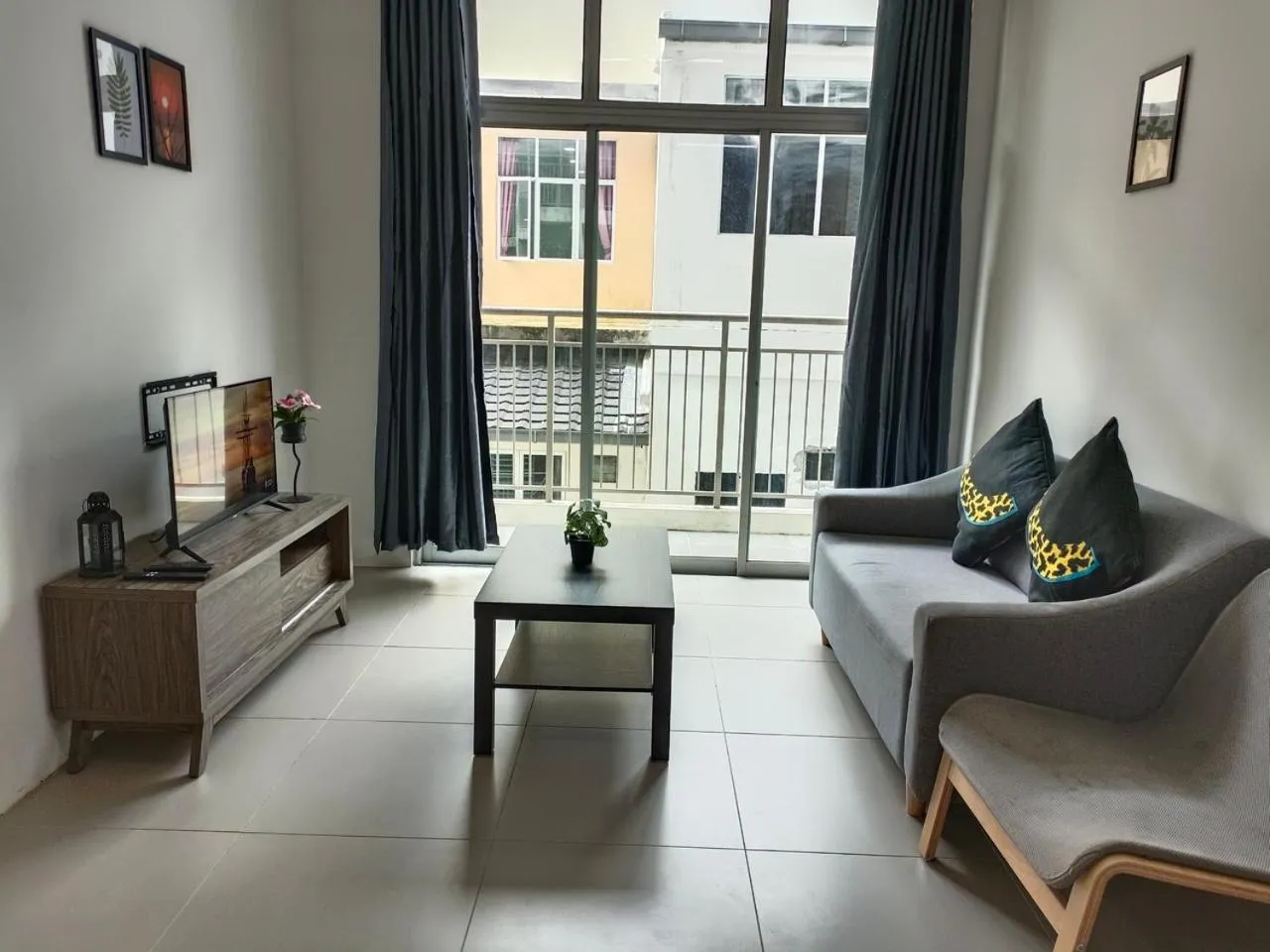 Play Residence at Golden Hills