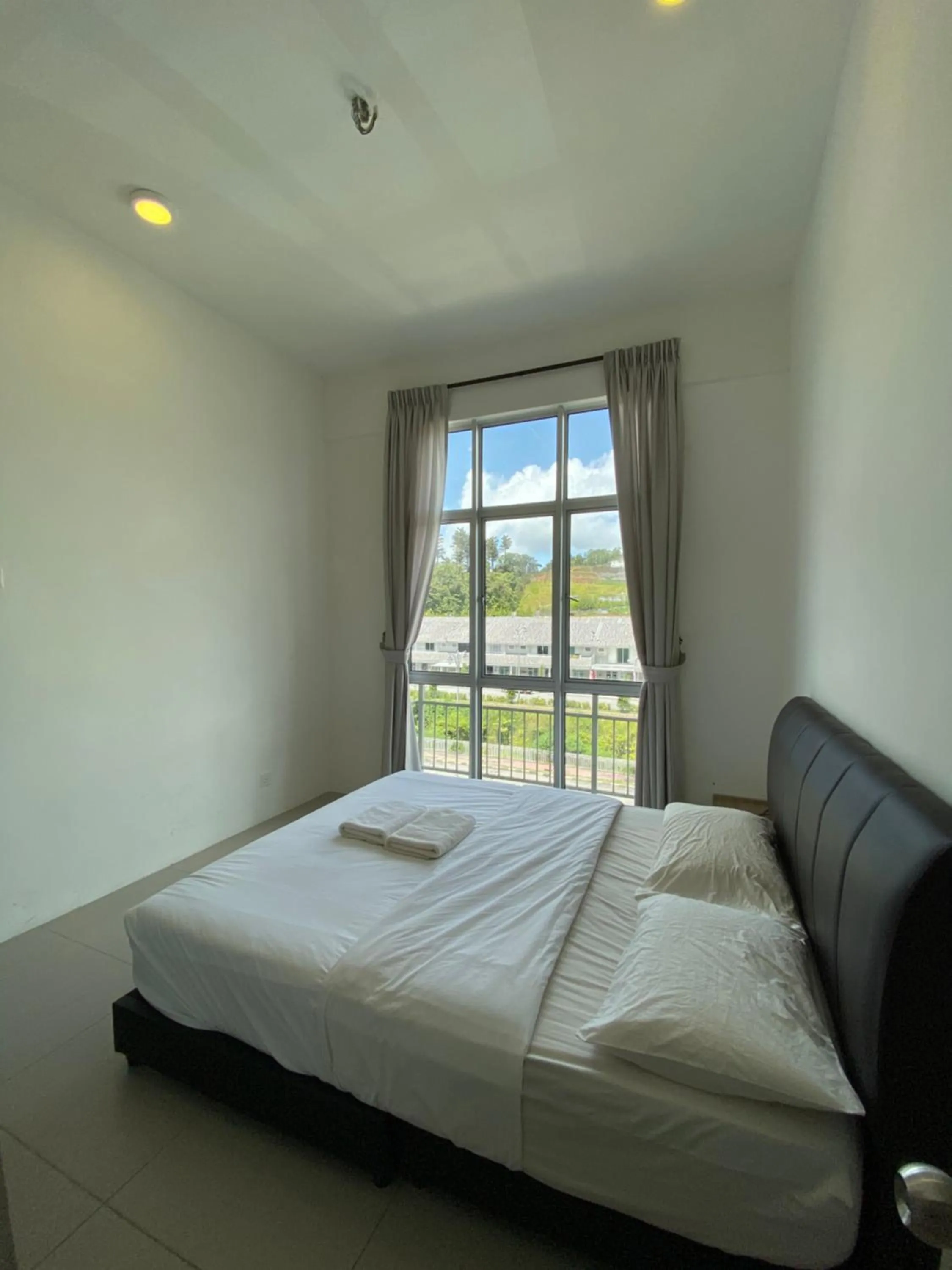 Bedroom, Bed in Play Residence at Golden Hills