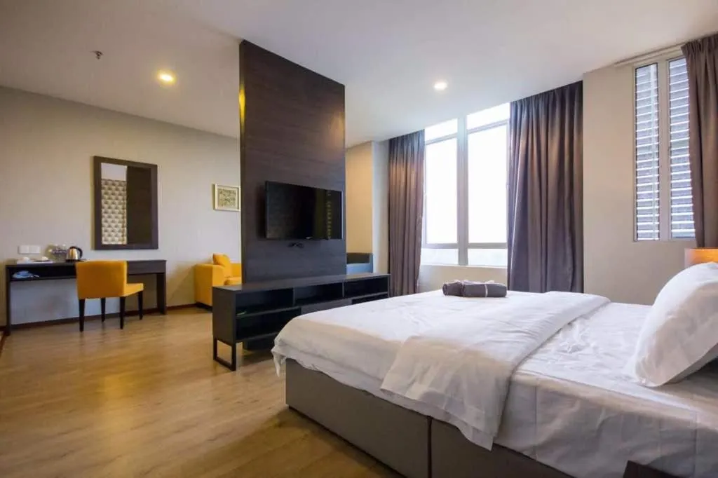 Photo of the whole room, Bed in OMG Hotel