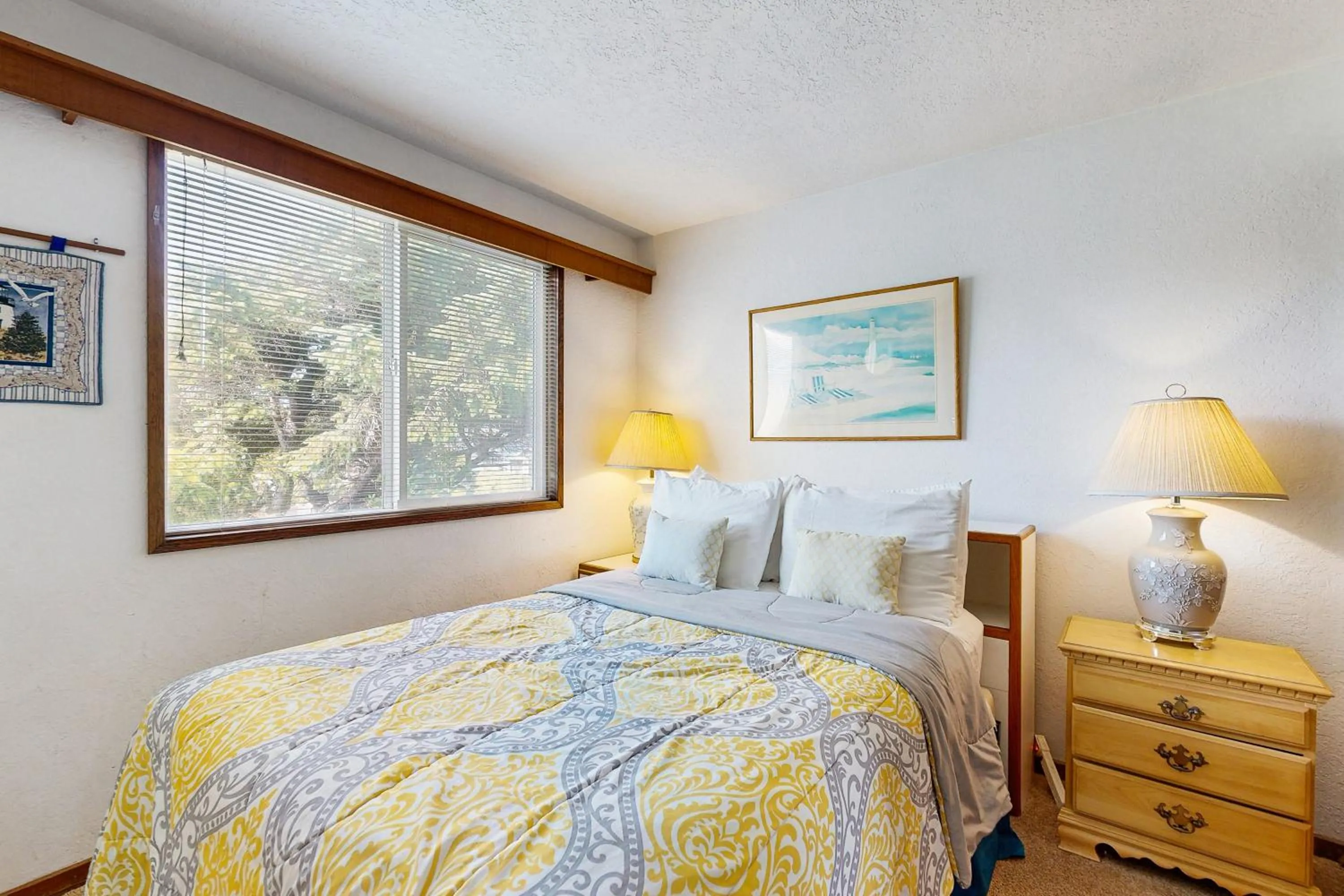 Bed in The Yaquina House