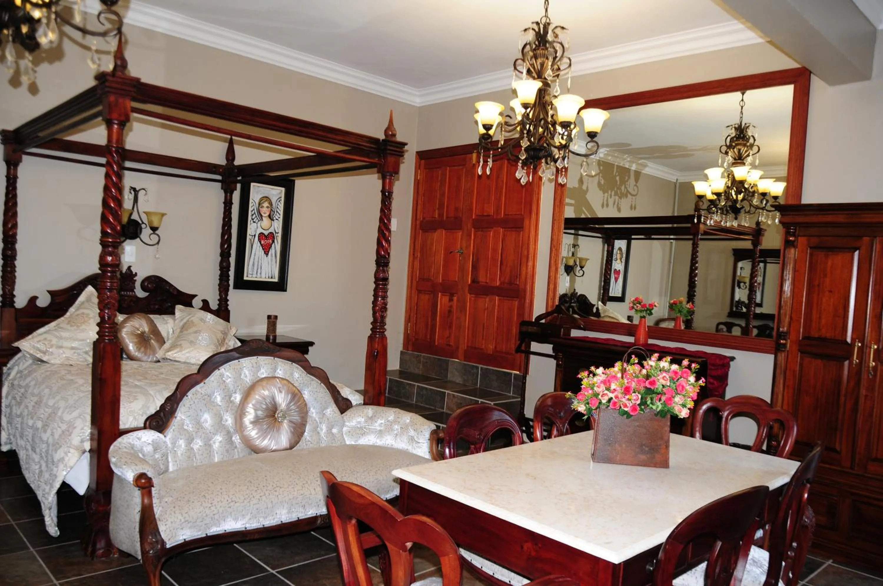 Bed in Mi Casa Guest House